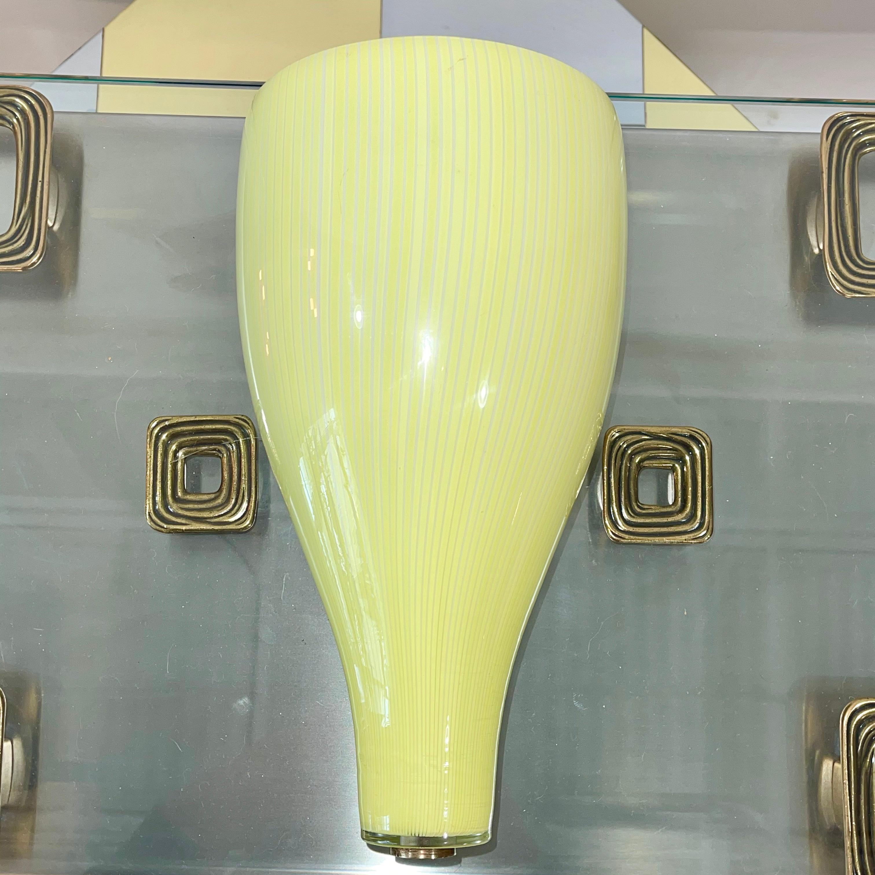 Mid-20th Century Massimo Vignelli for Venini Yellow Onion Glass Uplighter Wall Sconce For Sale