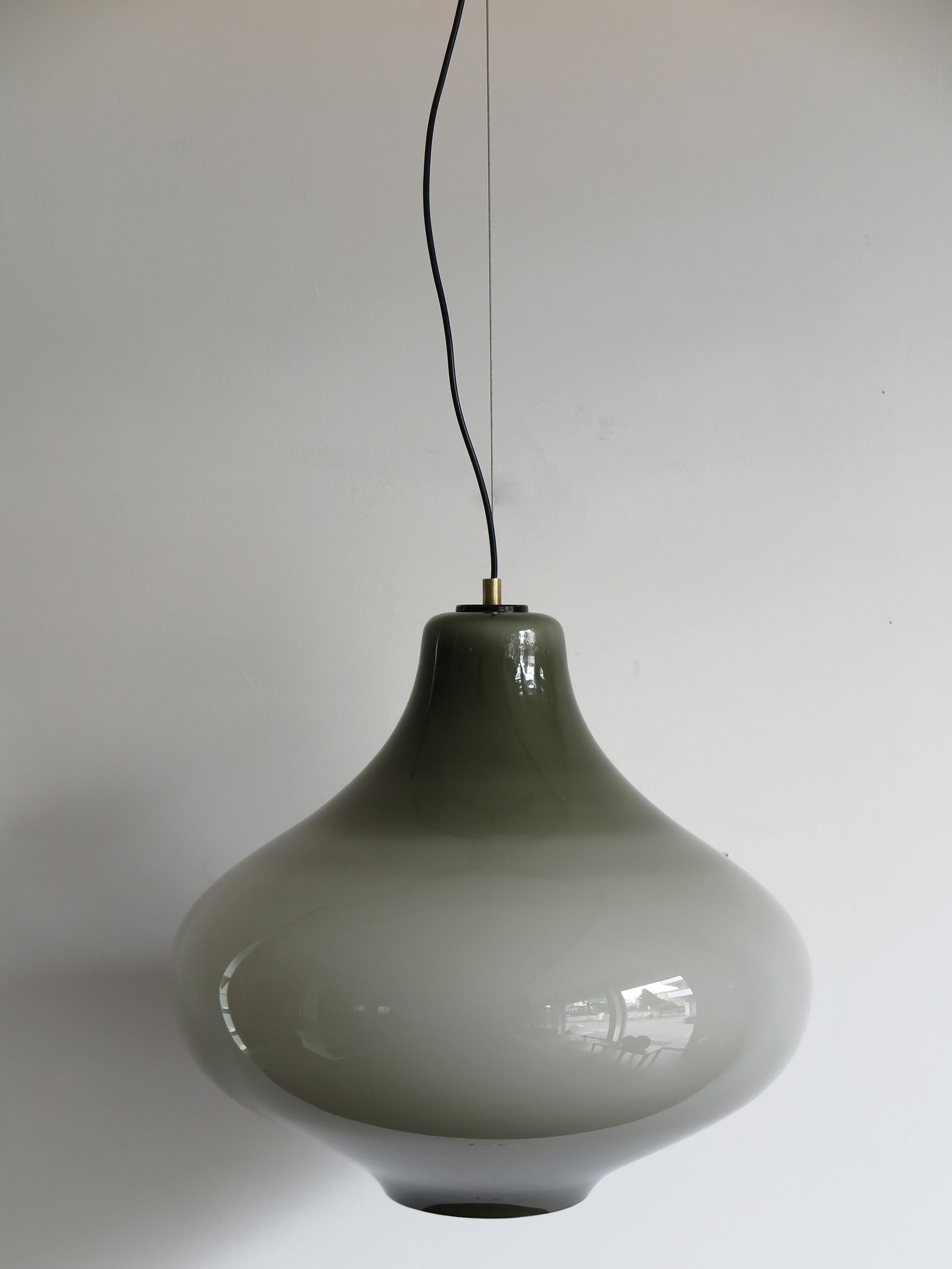 Massimo Vignelli Italian Midcentury Glass Pendant Lamp for Venini Murano, 1950s In Good Condition In Reggio Emilia, IT