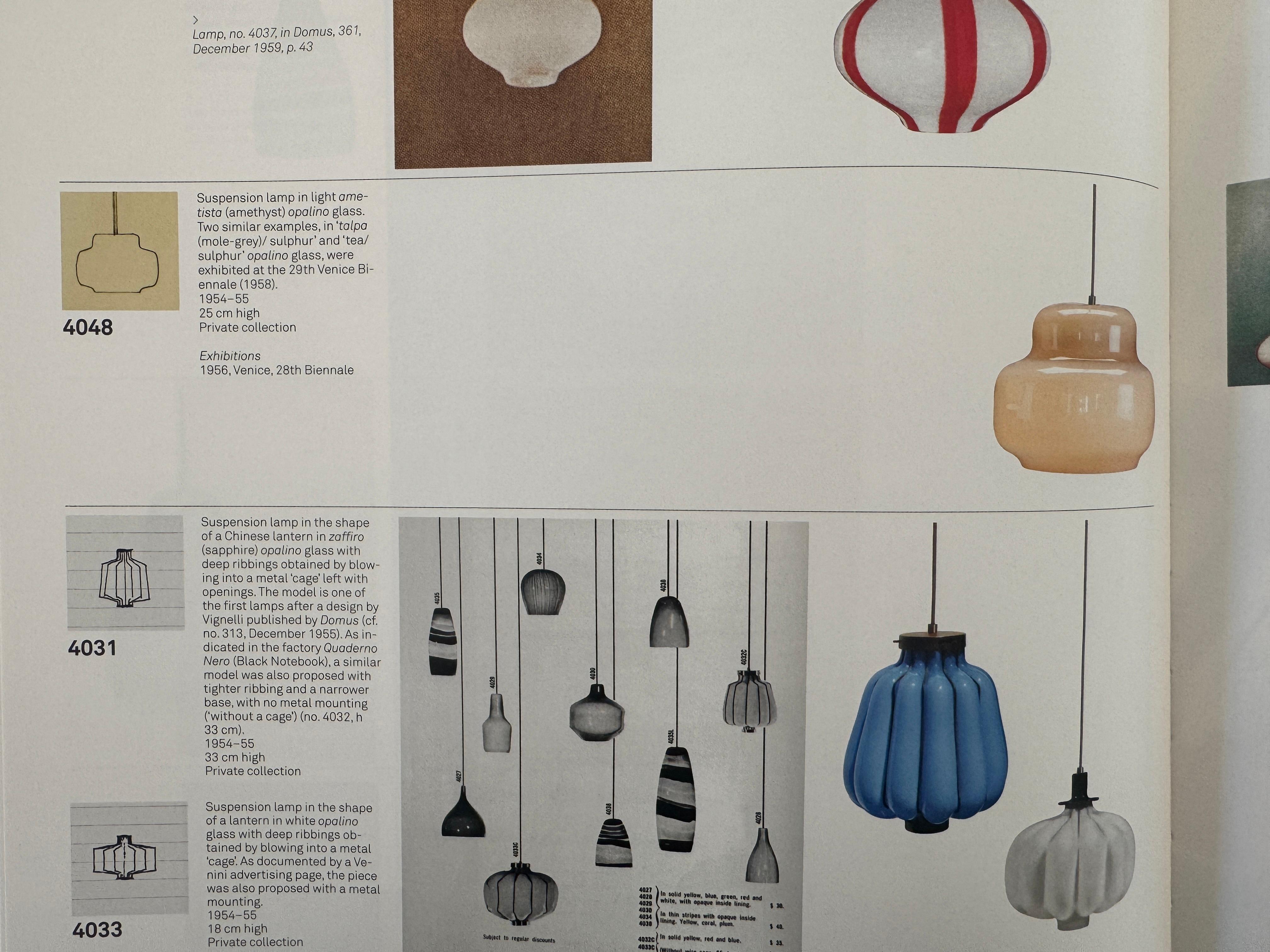 Italian Massimo Vignelli, Lampada a sospensione mod. 4048, prod. Venini, anni '60 in vendita