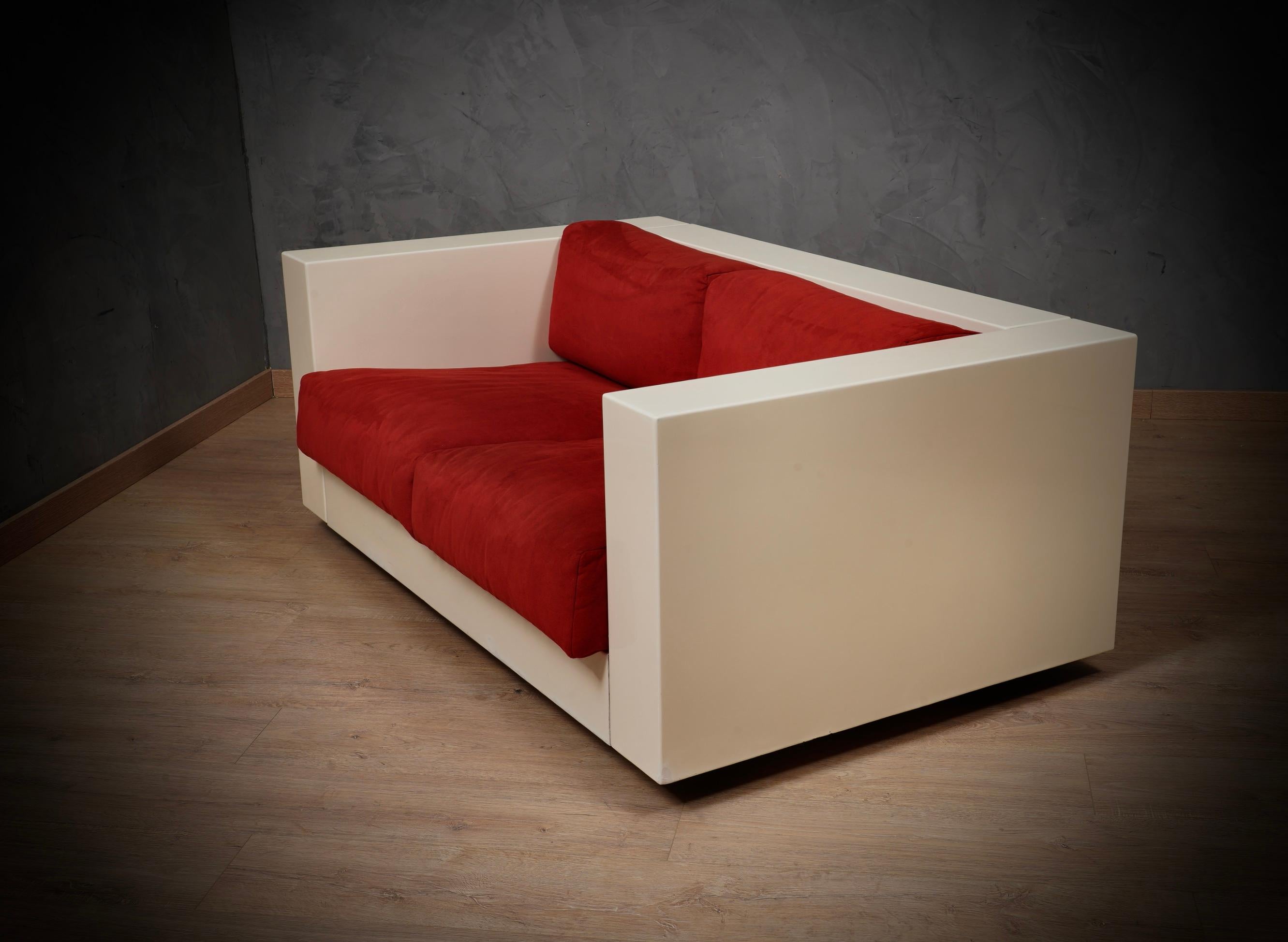 MASSIMO VIGNELLI Mod. Sofá Saratoga blanco y rojo, 1964 mediados del siglo XX en venta