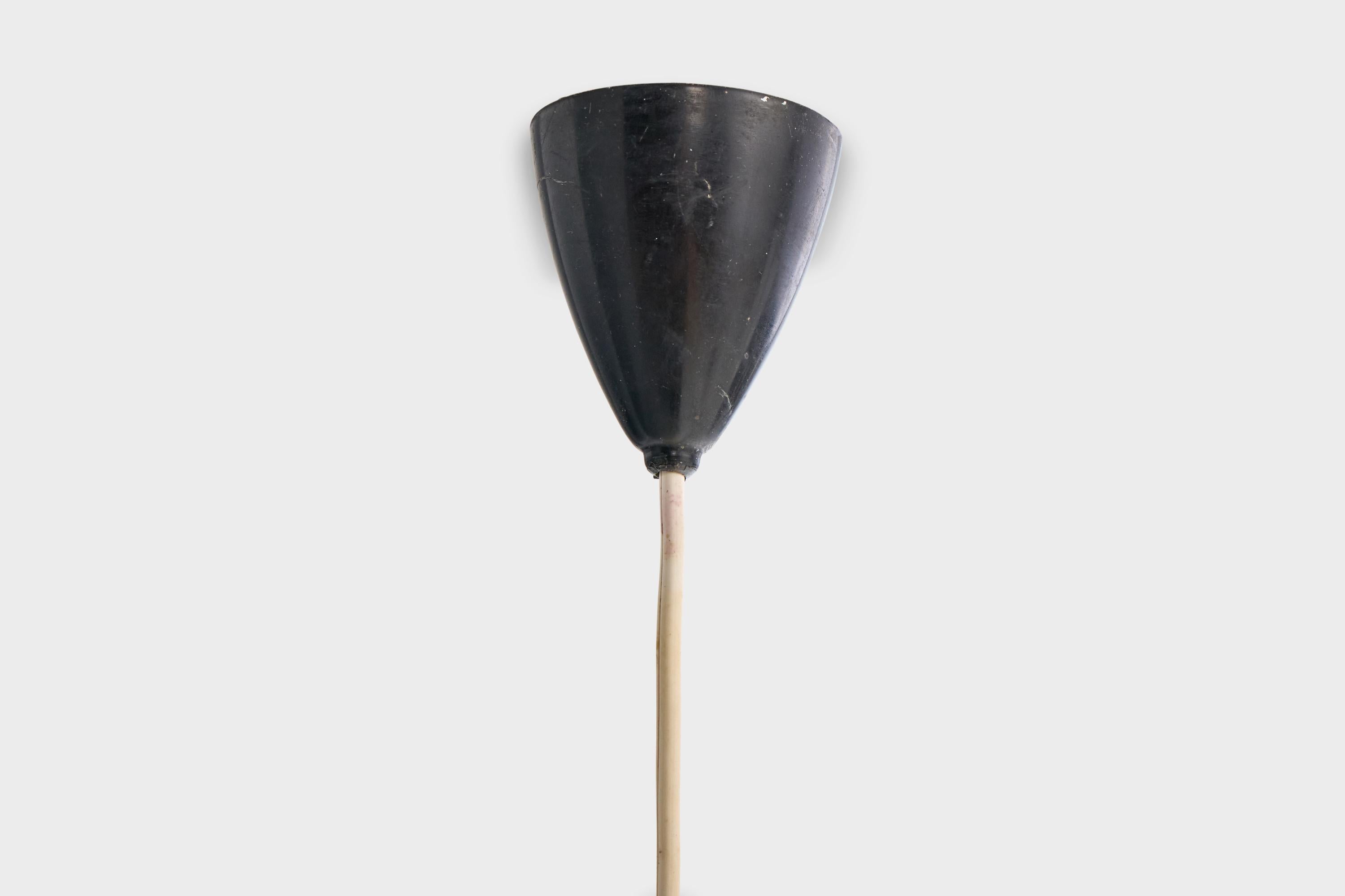 Massimo Vignelli, lampe suspendue, verre, laiton, métal, Italie, années 1970 en vente 1