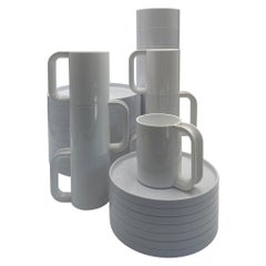 Massimo Vignelli Stackable Dinnerware for Heller ( 33 pieces ), USA, c.1980