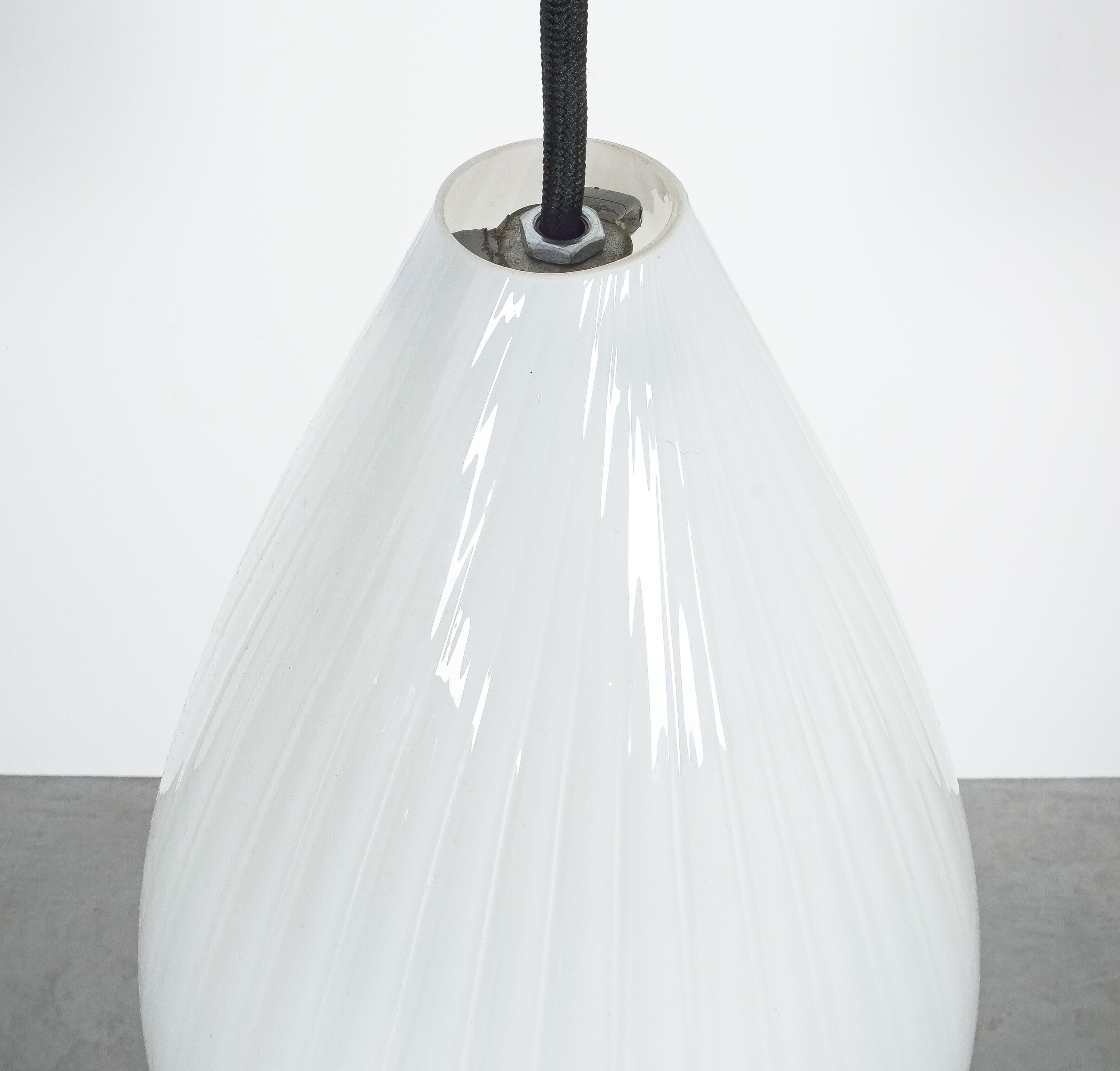 Lampada a sospensione in vetro di Murano a righe, stile Massimo Vignelli, metà del secolo scorso, Italia in vendita 2