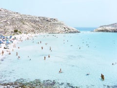 Lampedusa (enmarcada) - fotografía a gran escala de una escena playera de verano en el Mediterráneo