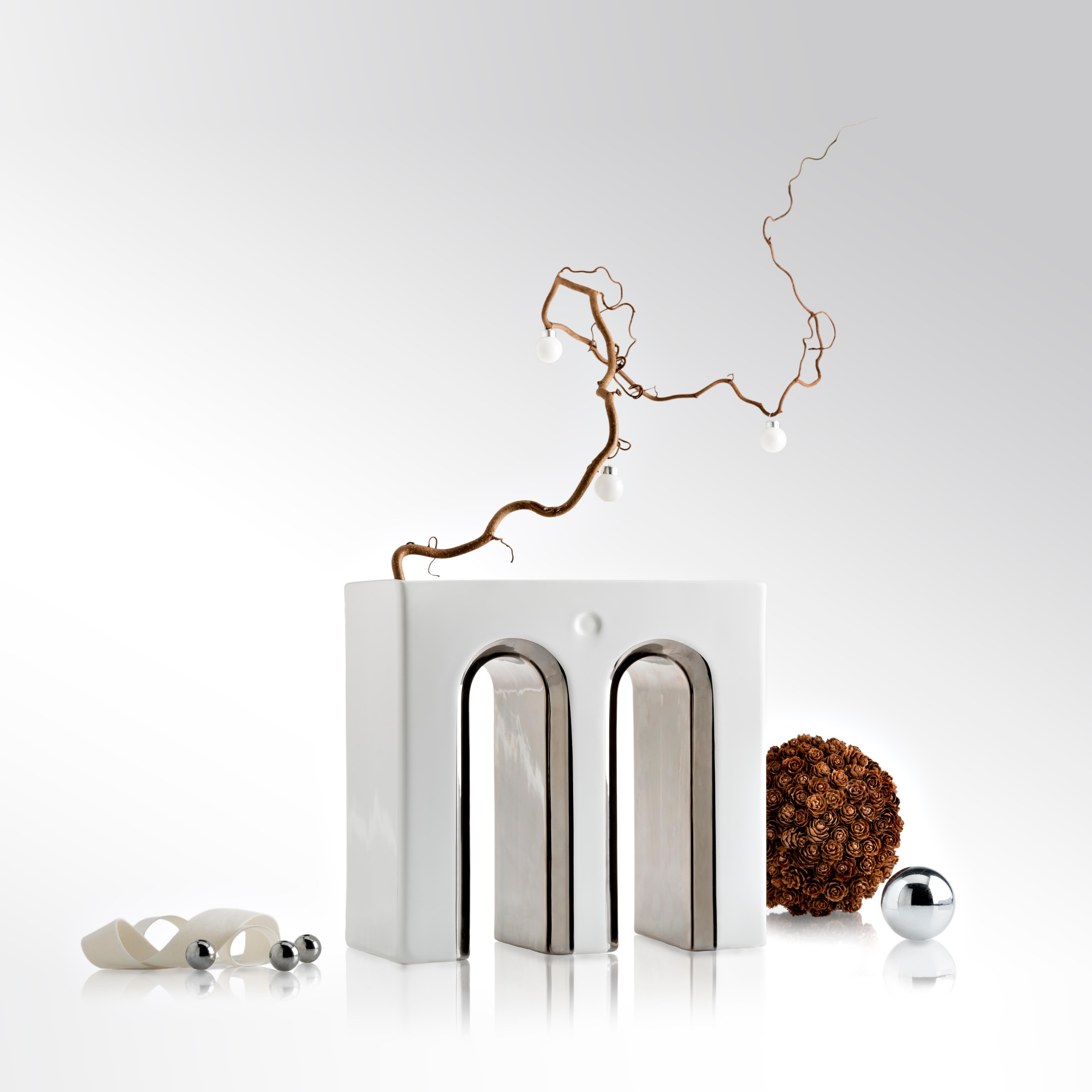 Italian Massimo White Ceramic and Platinum Details Handcrafted Flower Vase For Sale