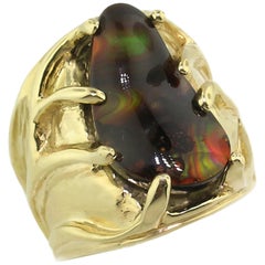 Massive 18 Karat Men's Ring with Fire Agate