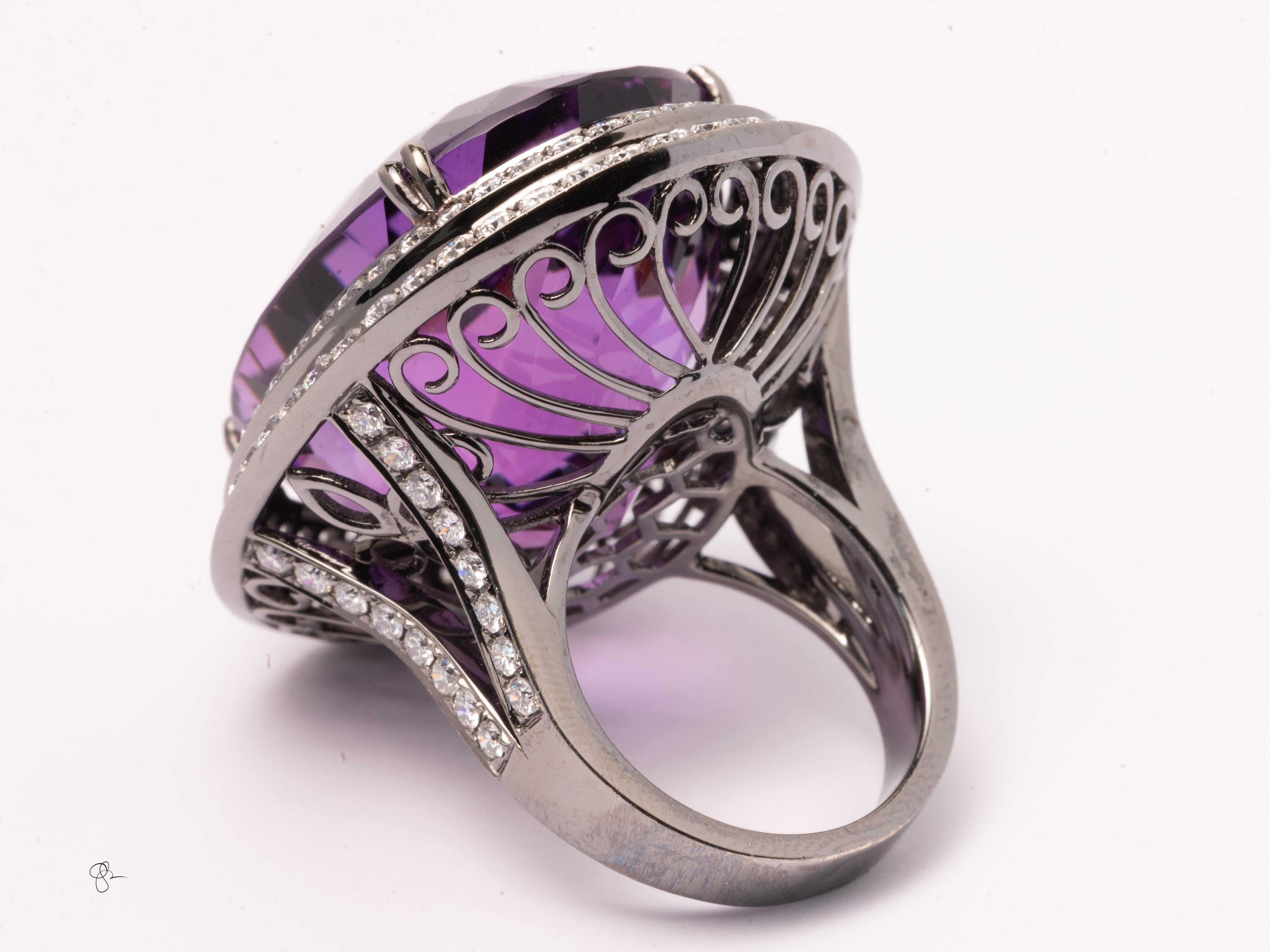 Oval Cut Massive 18k White Gold Amethyst Ring 5.5ct Natural Diamonds 30.1g Cocktail Ring For Sale