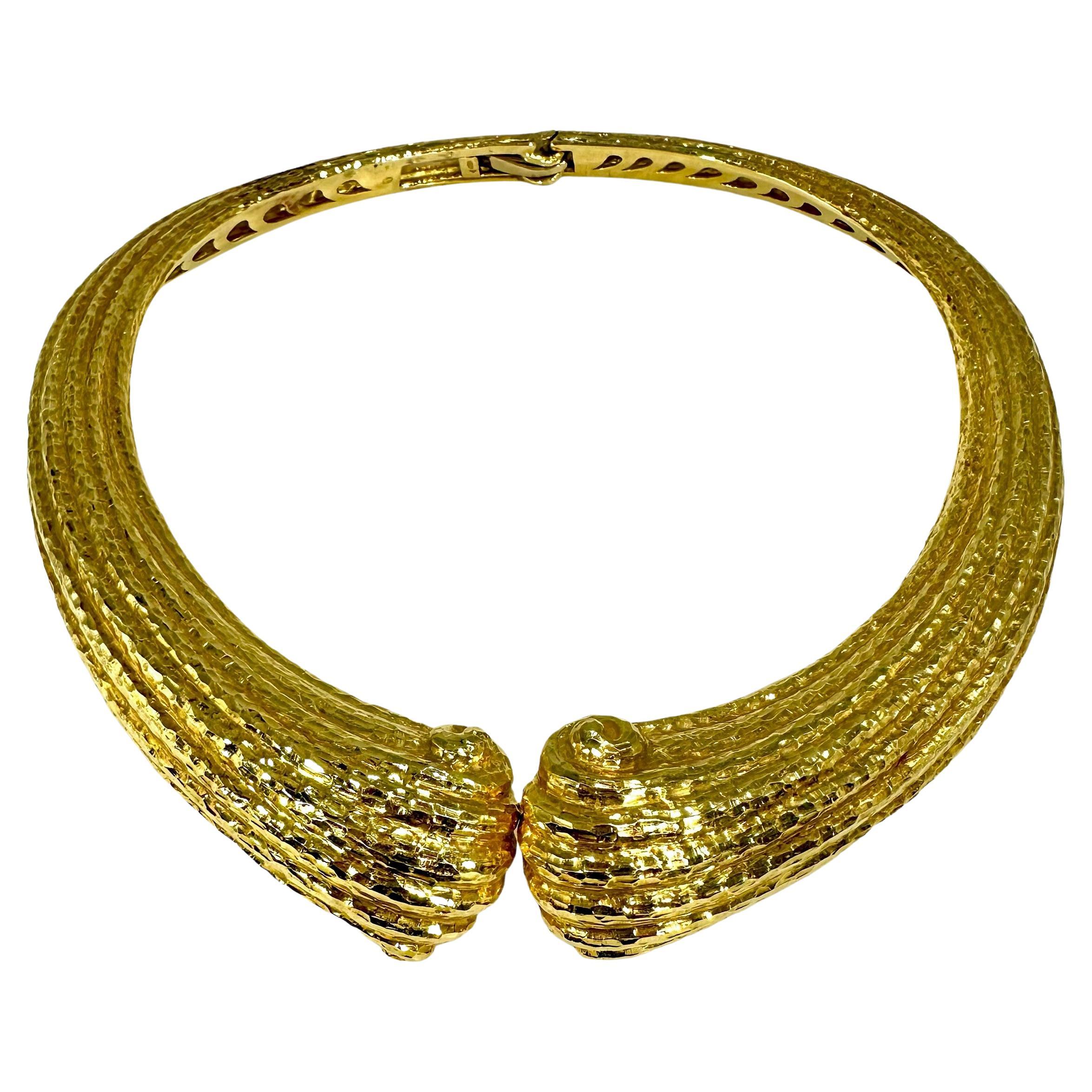 Massive 18K Yellow Gold, Hammered Finish, Italian Scroll Motif Choker Necklace For Sale