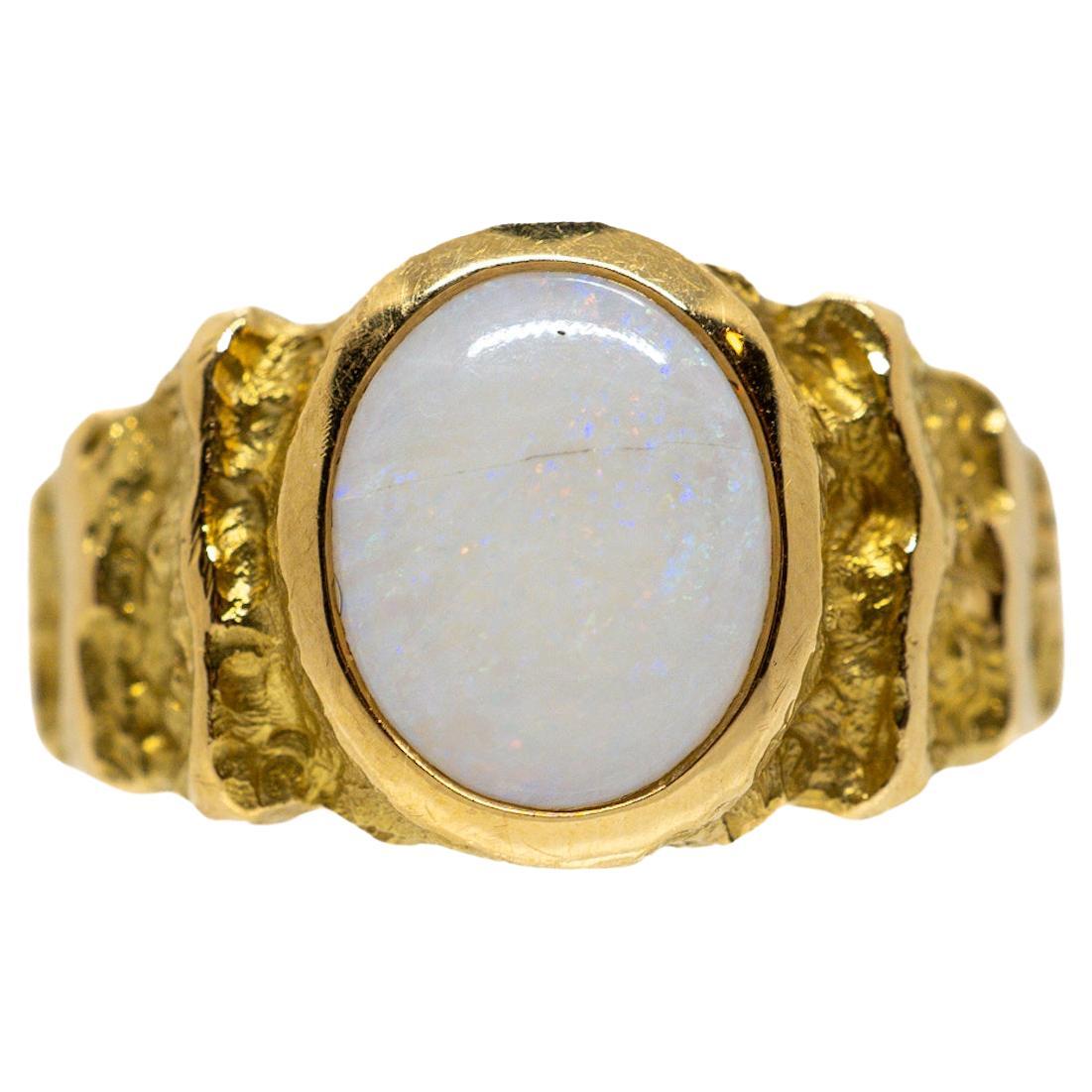 Opal Ring 18 Karat Yellow Gold For Sale