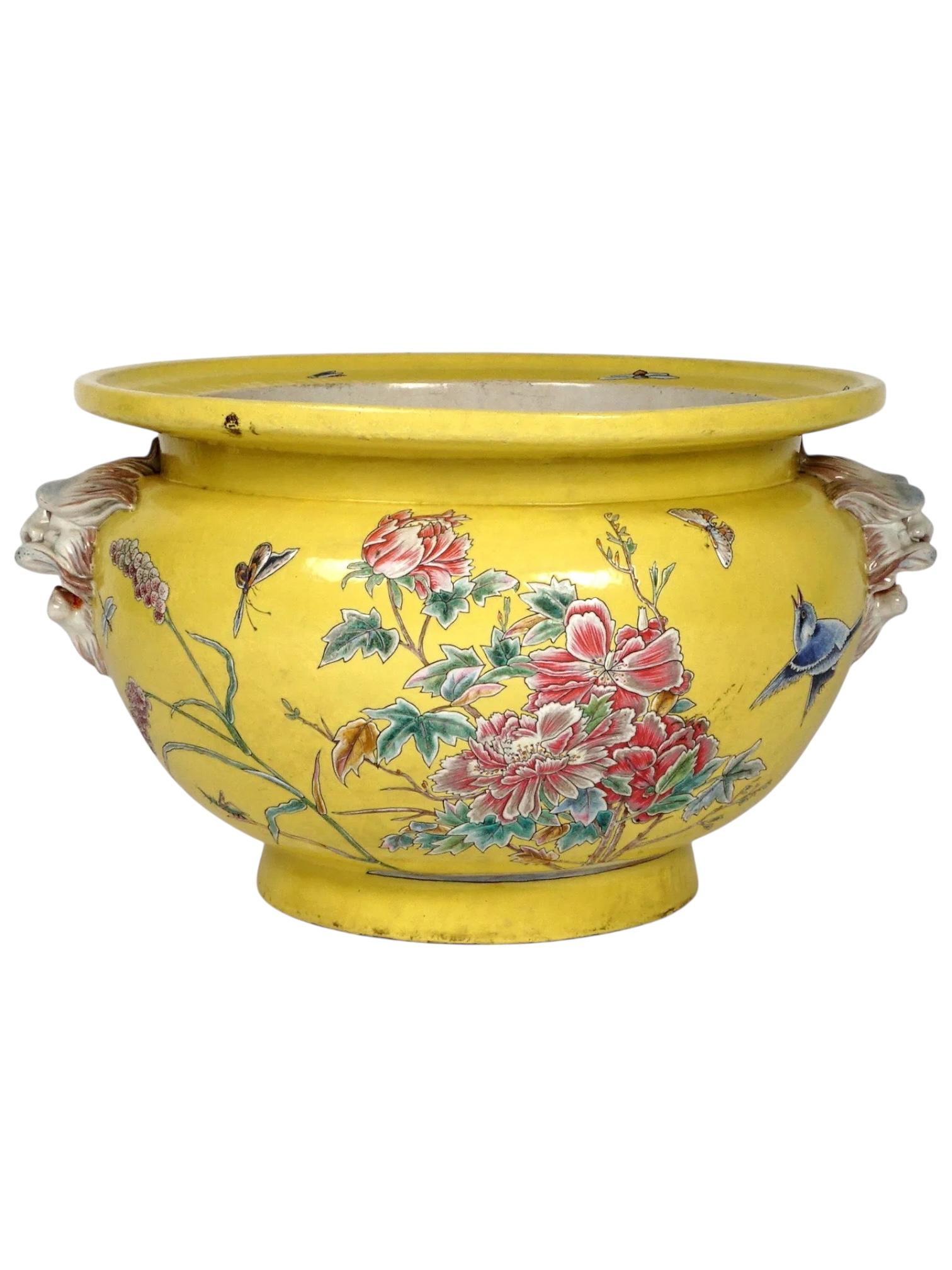 Francese Massiccio jardiniere in faience francese del XIX secolo su supporto di Eugene Collinot in vendita