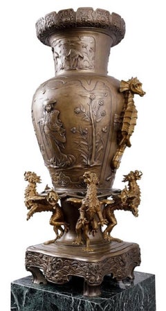 Enorme par de urnas/jarrones dorados y de bronce de estilo japonista de 65" de Alban Chambon