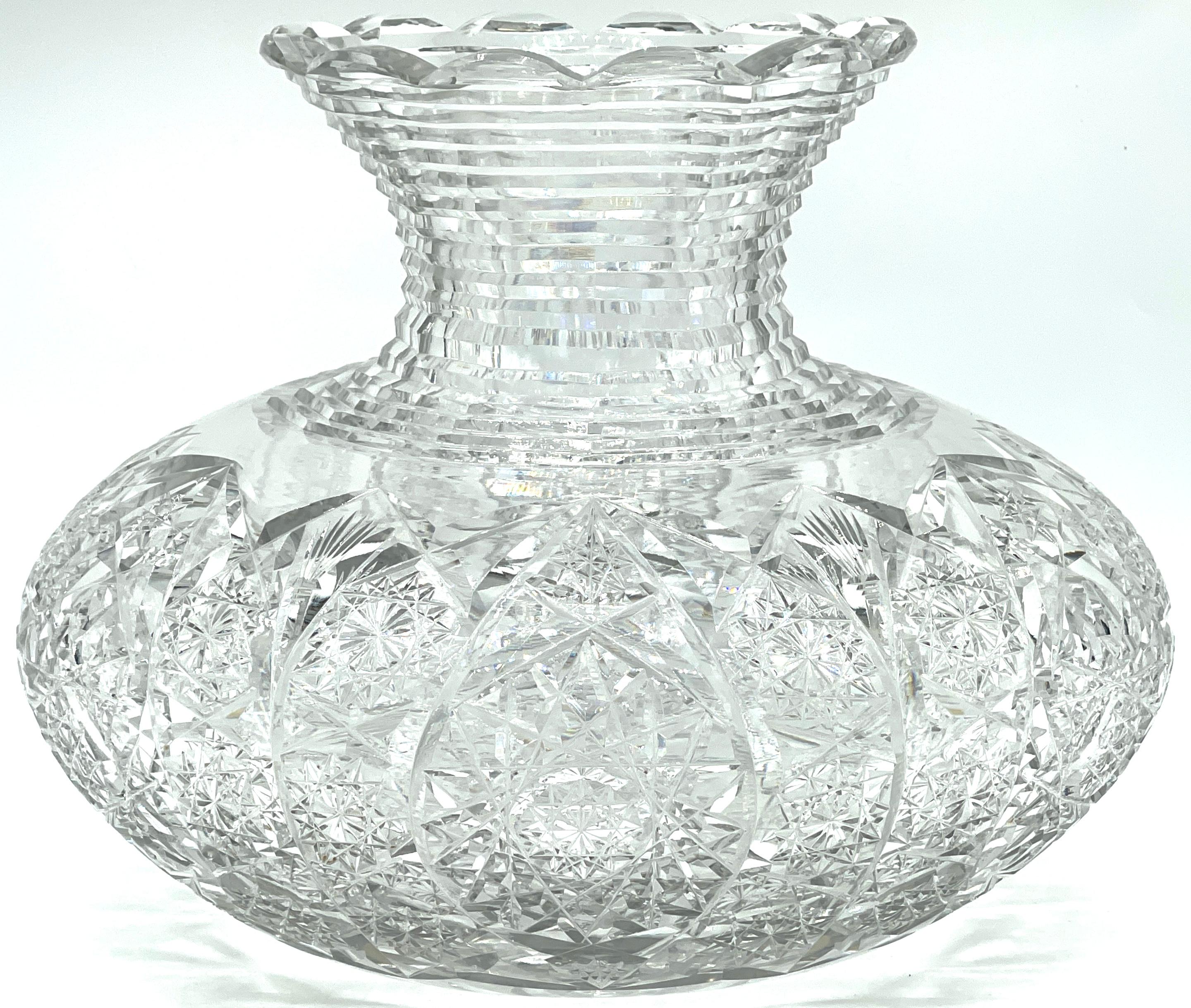 Massive American Brilliant Cut Glass Flower Centerpiece Vase, Attributed to T. J. Hawkes 
USA, circa 1890 

A magnificent massive American Brilliant Cut Glass Flower Centerpiece Vase, attributed to T. J. Hawkes and originating from the USA circa