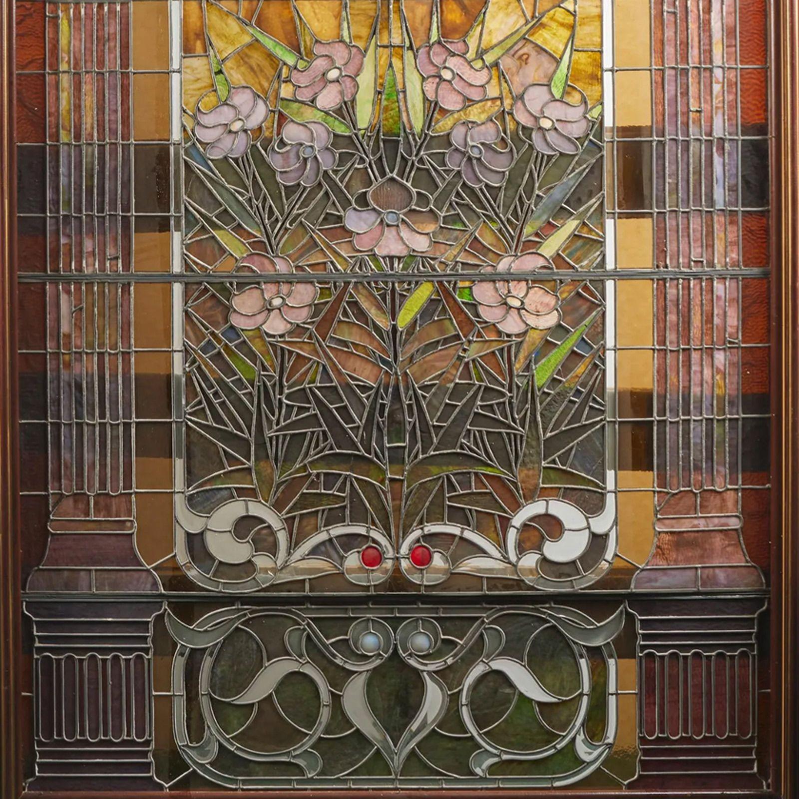 Massive fenêtre victorienne américaine en verre plombé de John LaFarge Bon état - En vente à Los Angeles, CA
