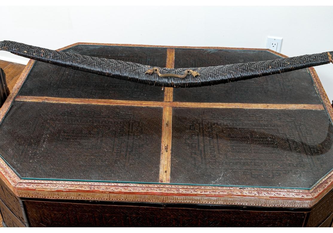 Masiva Y Magnífica Cesta China Antigua Como Mesa De Cóctel en venta 1