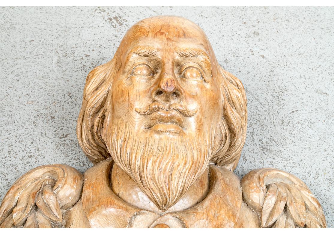 Massive Antique Carved Hardwood Bust Of Shakespeare  In Good Condition For Sale In Bridgeport, CT