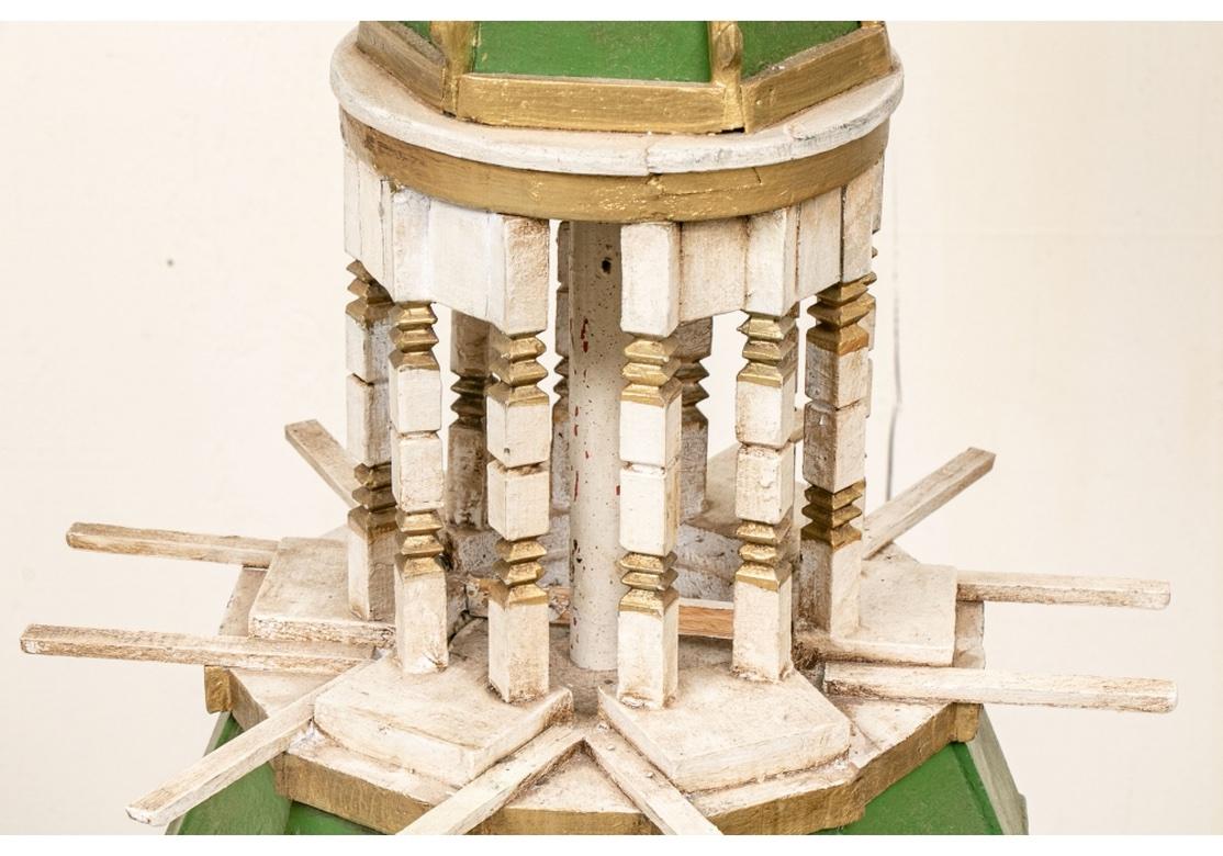 Massive antike Volkskunst Kerze angetrieben abgestufte Windmühle Form 