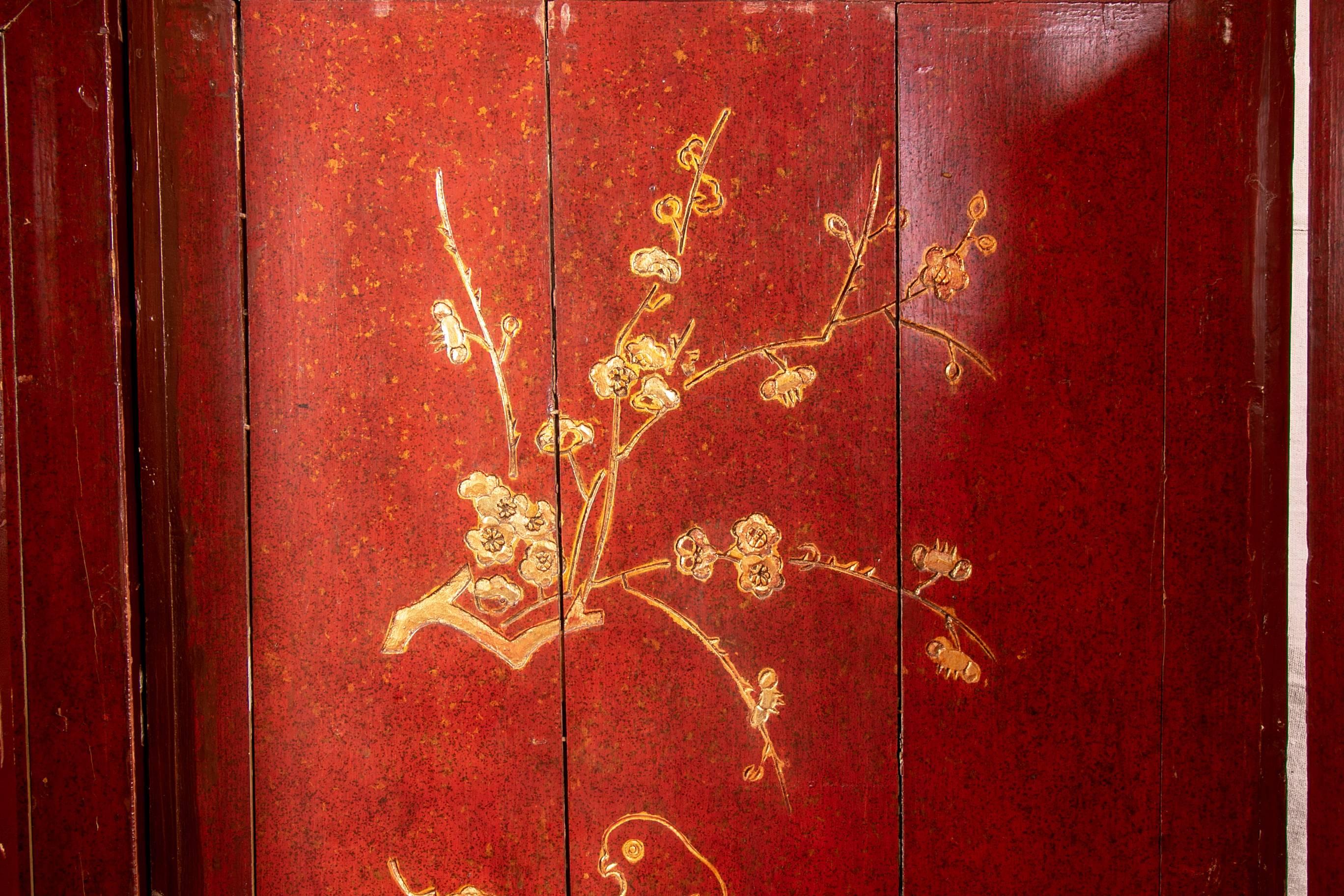 Massive Antique Four Panel Chinese Screen In Good Condition In Bridgeport, CT