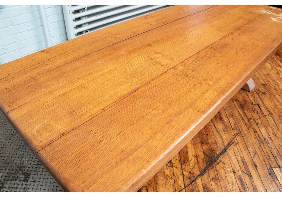 Grande table de ferme ancienne en pin à restaurer en vente 3