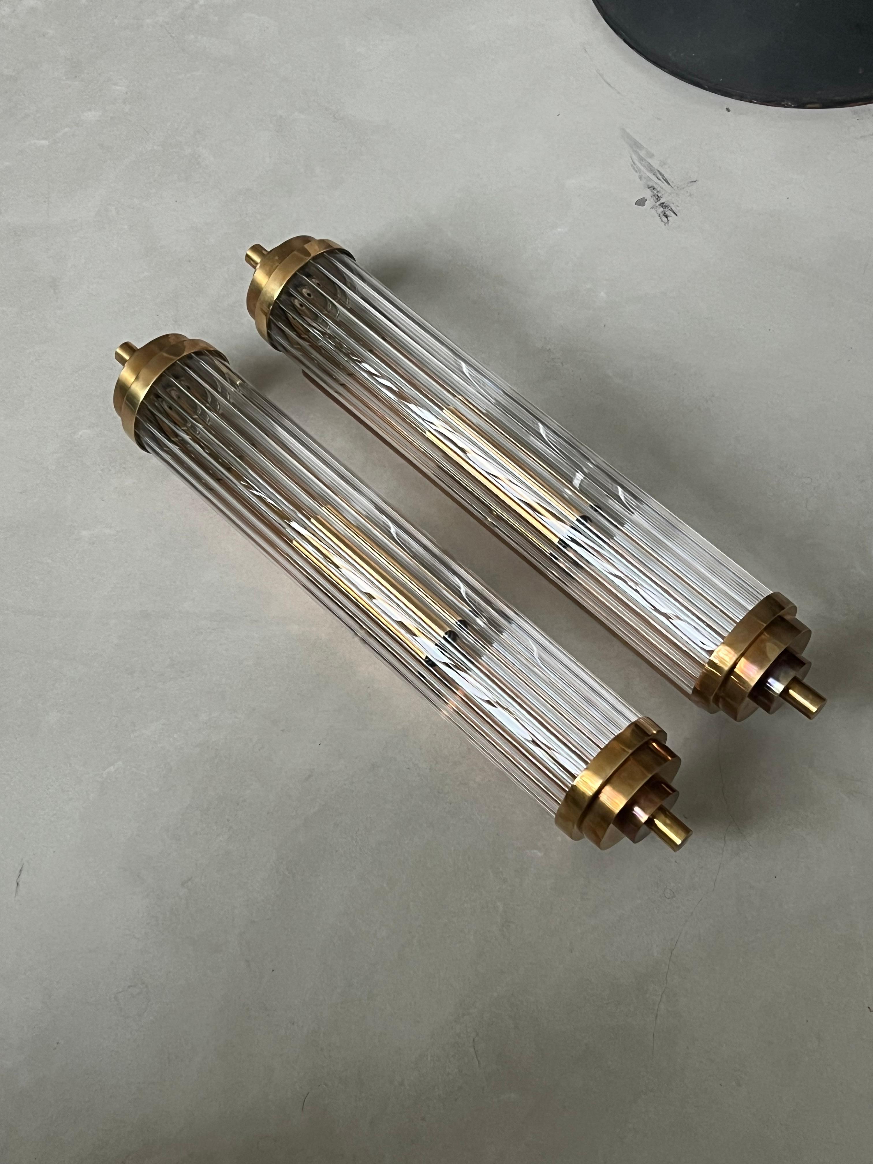 Massive Art Deco Wall Lamp Applique in Brass and Glass , decorative Wall Sconce In New Condition For Sale In Milano, IT