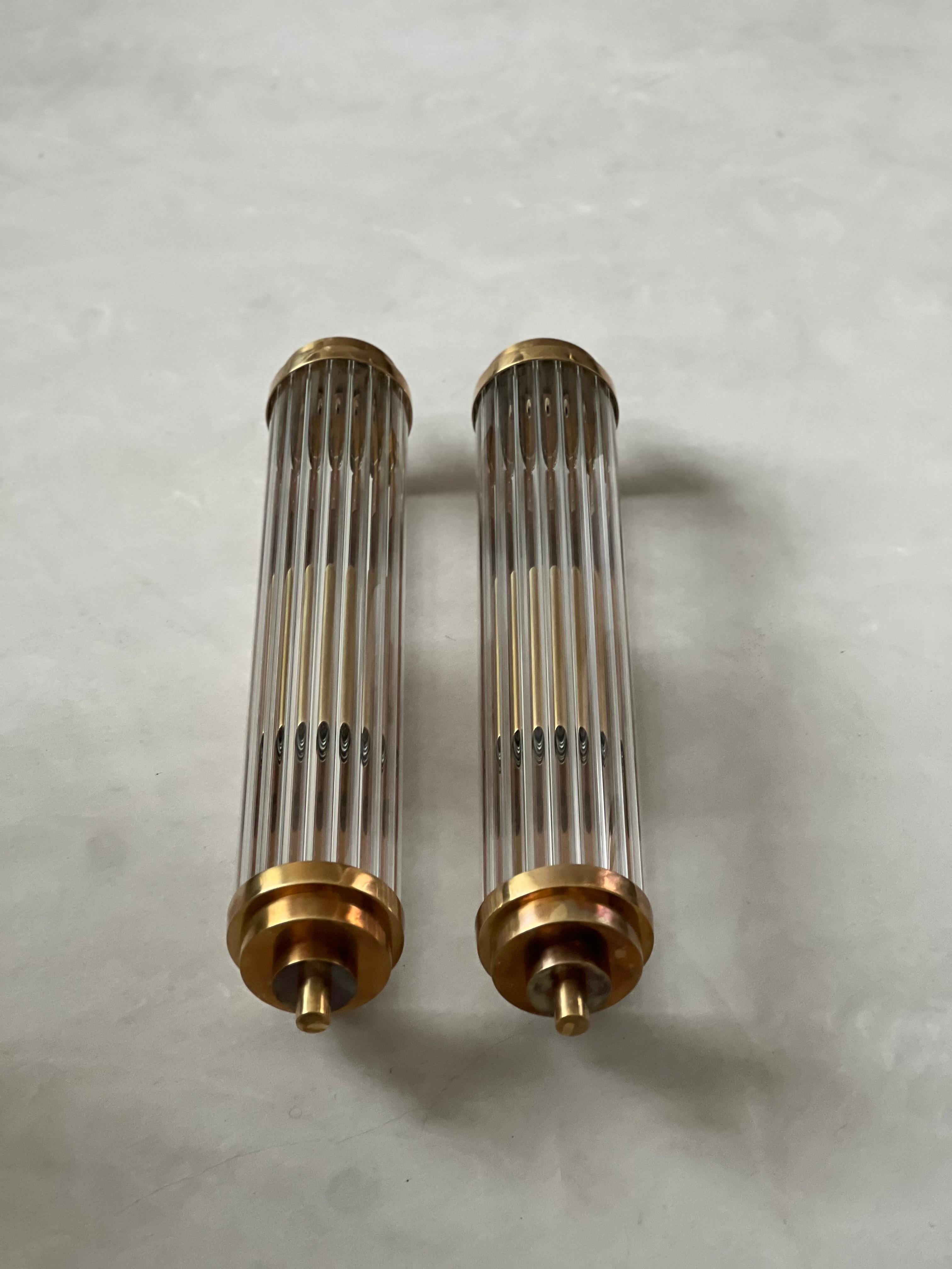 Massive Art Deco Wall Lamp Applique in Brass and Glass , decorative Wall Sconce For Sale 3