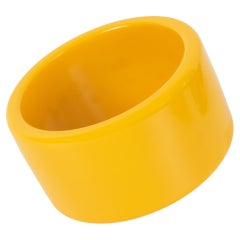 Massive Bakelite Bracelet Bangle Yellow Creamed Corn