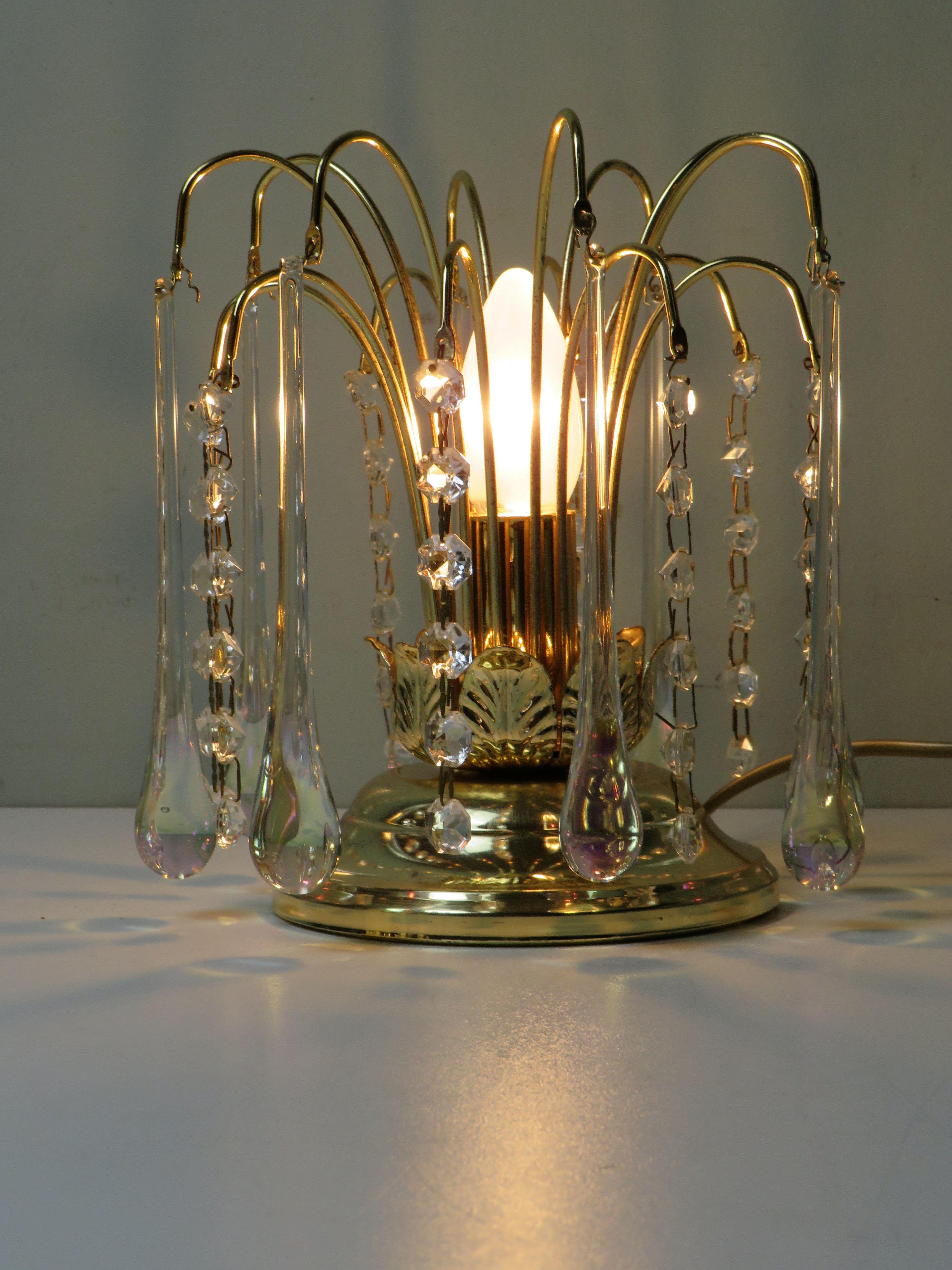 Lámpara de sobremesa belga masiva de latón de los años 70 con gotas de cristal de Murano en Bastante bueno estado para la venta en Herentals, BE