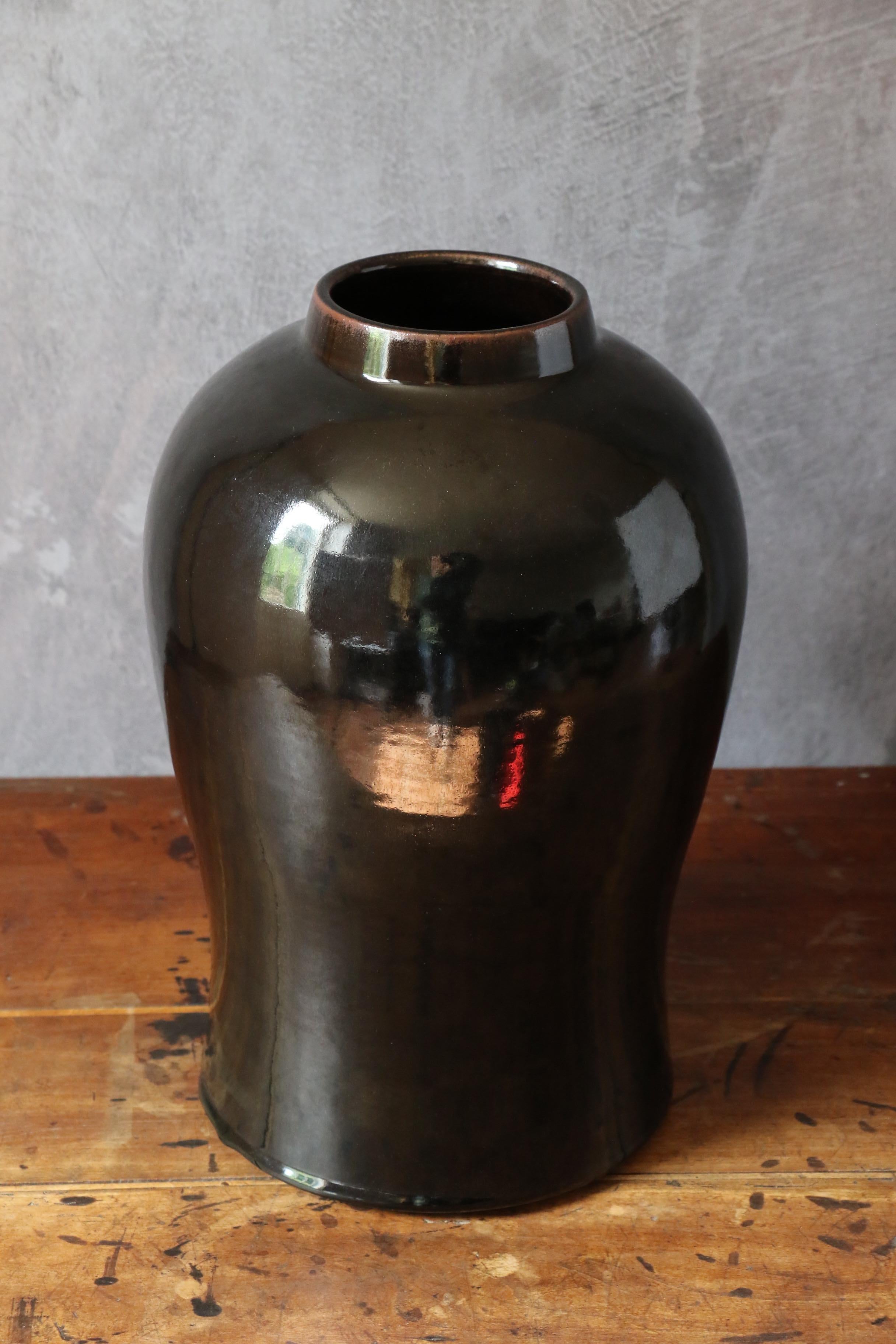 Hand-Crafted Massive black ceramic vase by the french ceramist Marc Uzan, Midcentury Modern For Sale