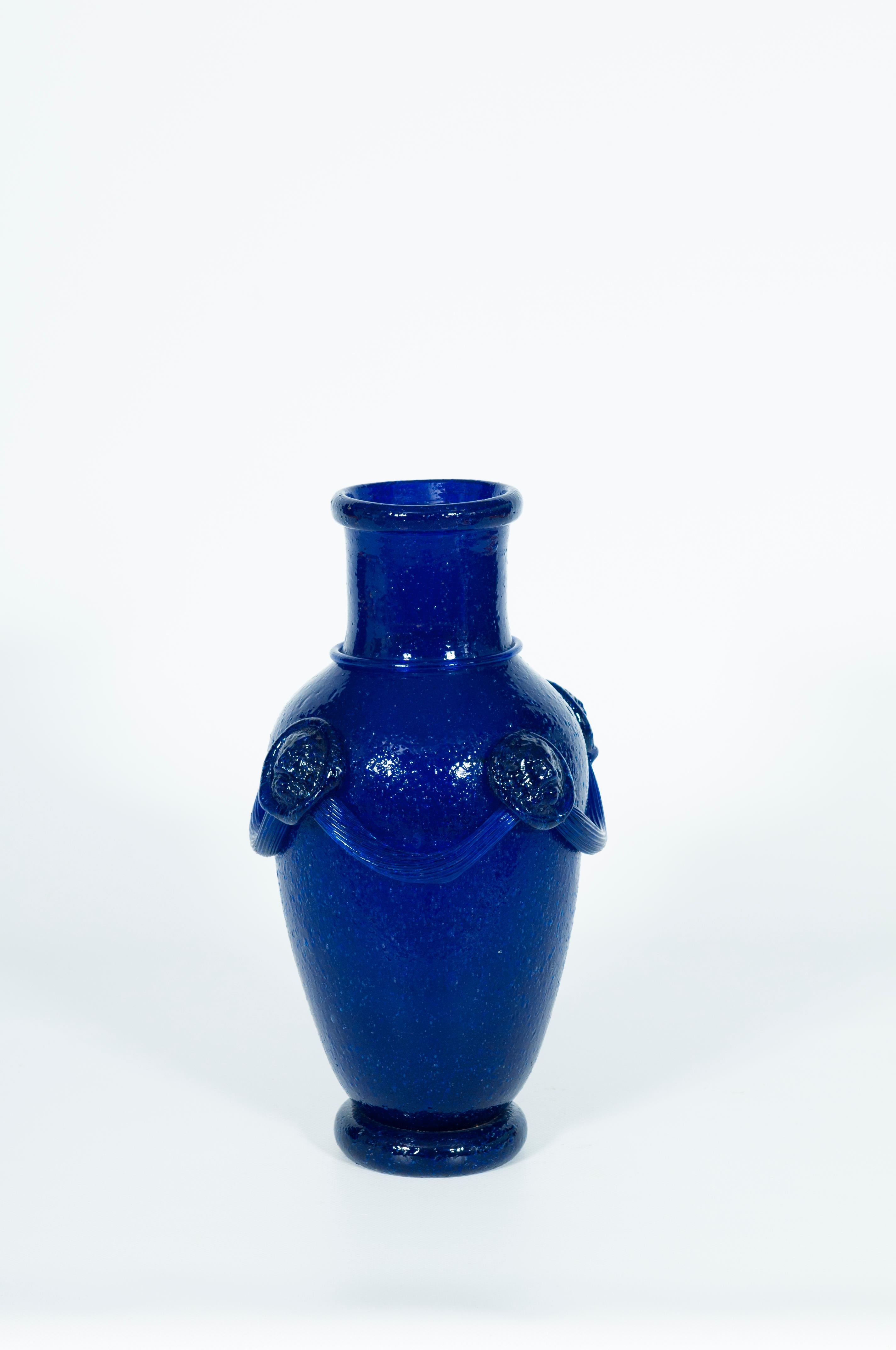 Art Deco Massive Blue Vase in Blown Murano Glass Pulegoso Attributed to Martinuzzi, 1950s For Sale