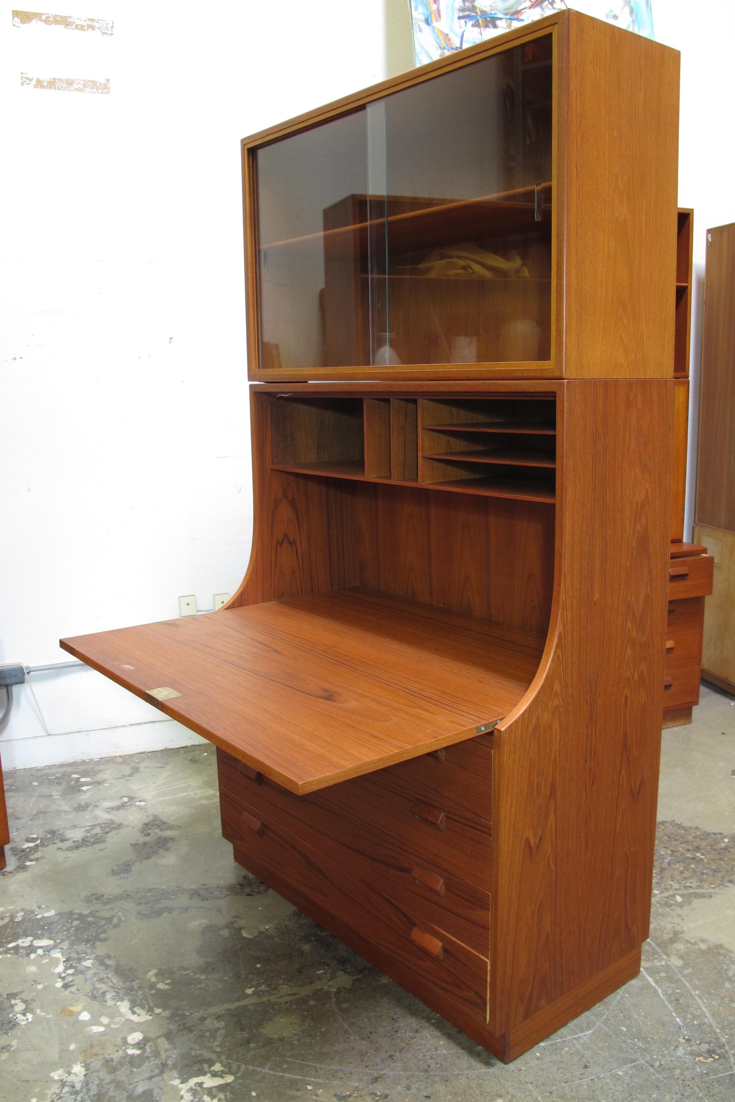 Oiled Massive Borge Mogensen Teak Wall Unit