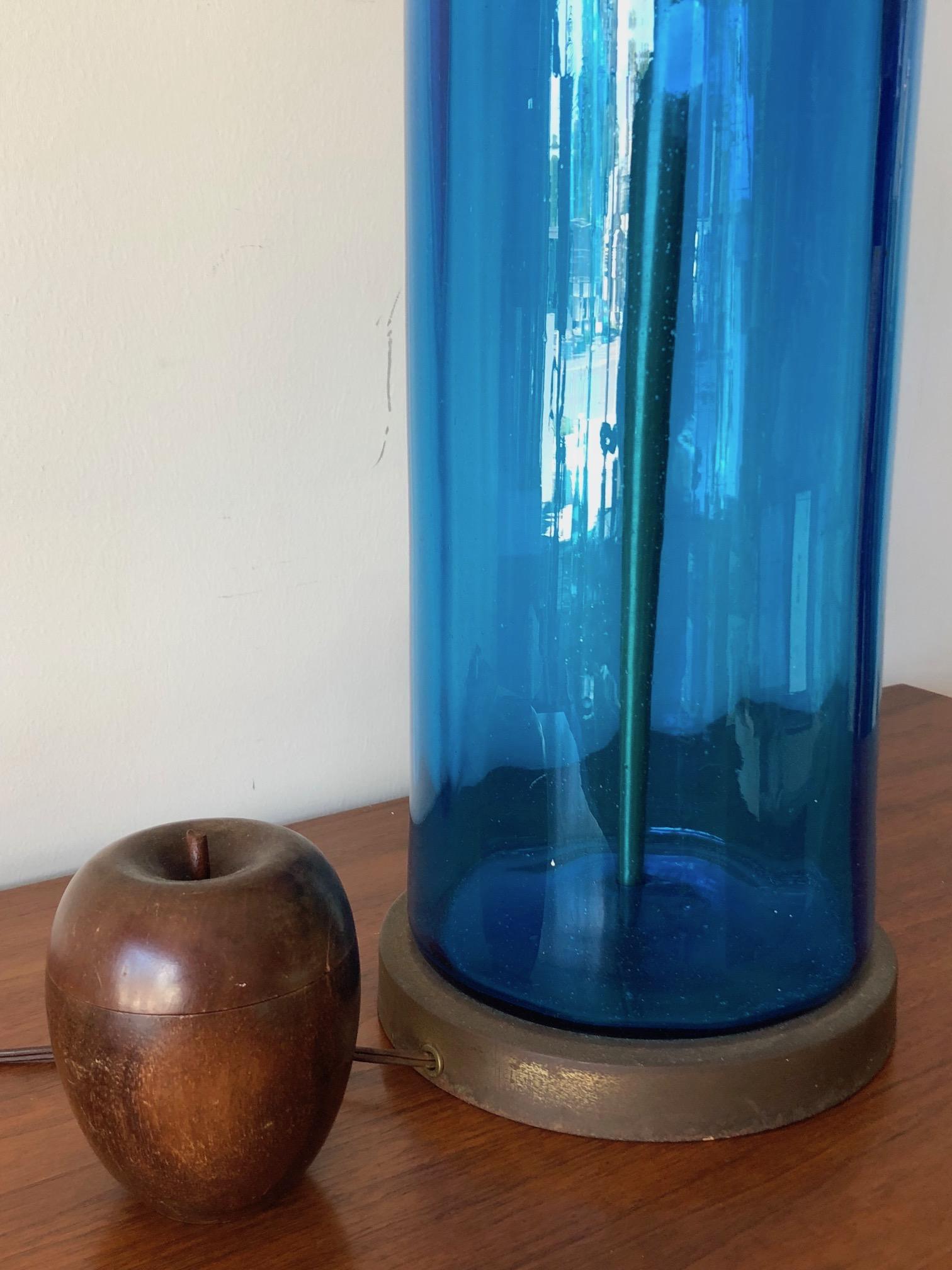 Lampe aus massivem Glas in Flaschenform von Blenko im Angebot 3