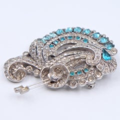 Massive Brooch Staret With Blue Rhinestones 1930s