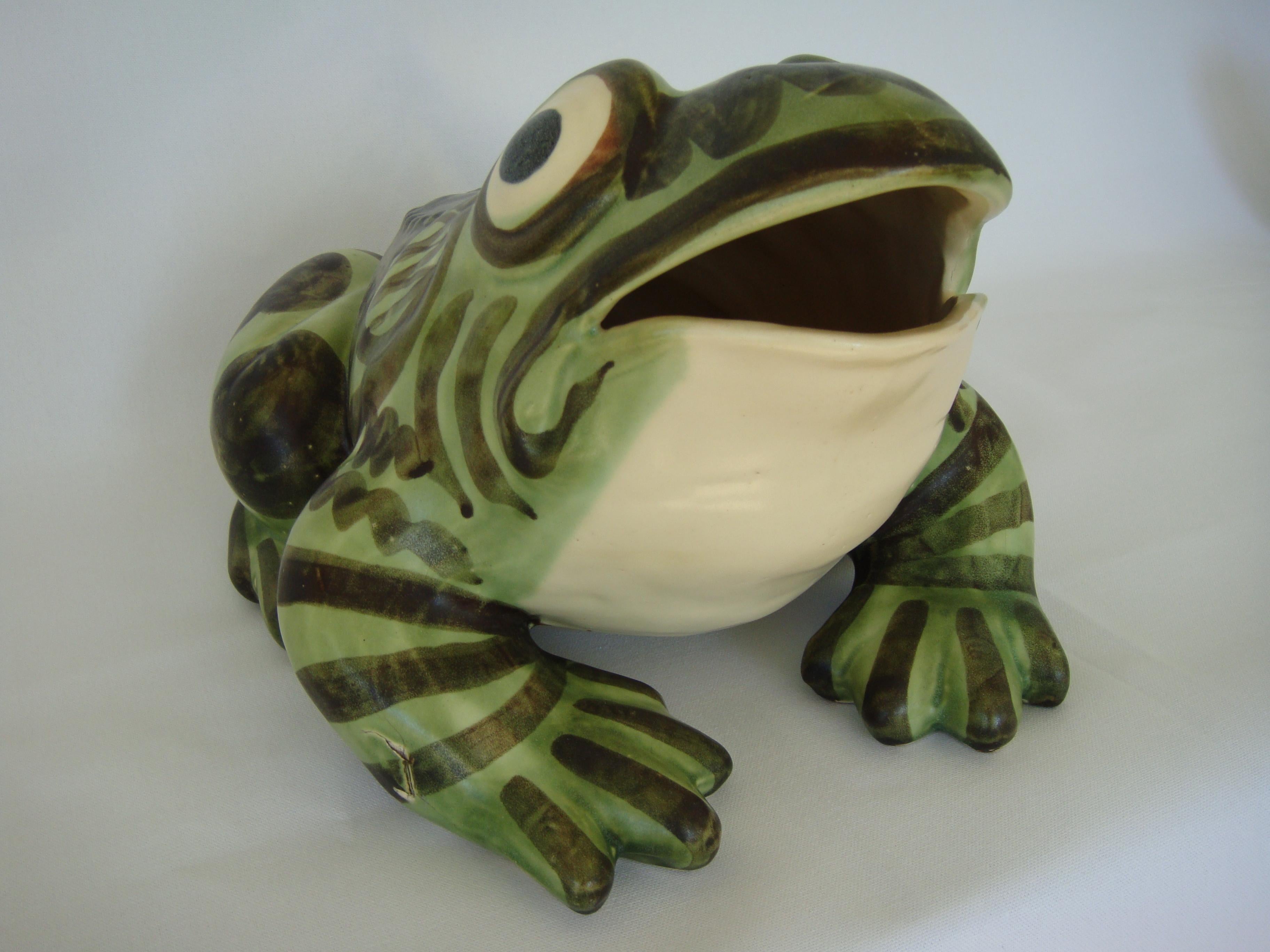 Massive Brush McCoy Hand-Painted Ceramic Frog Sculpture In Good Condition In Philadelphia, PA