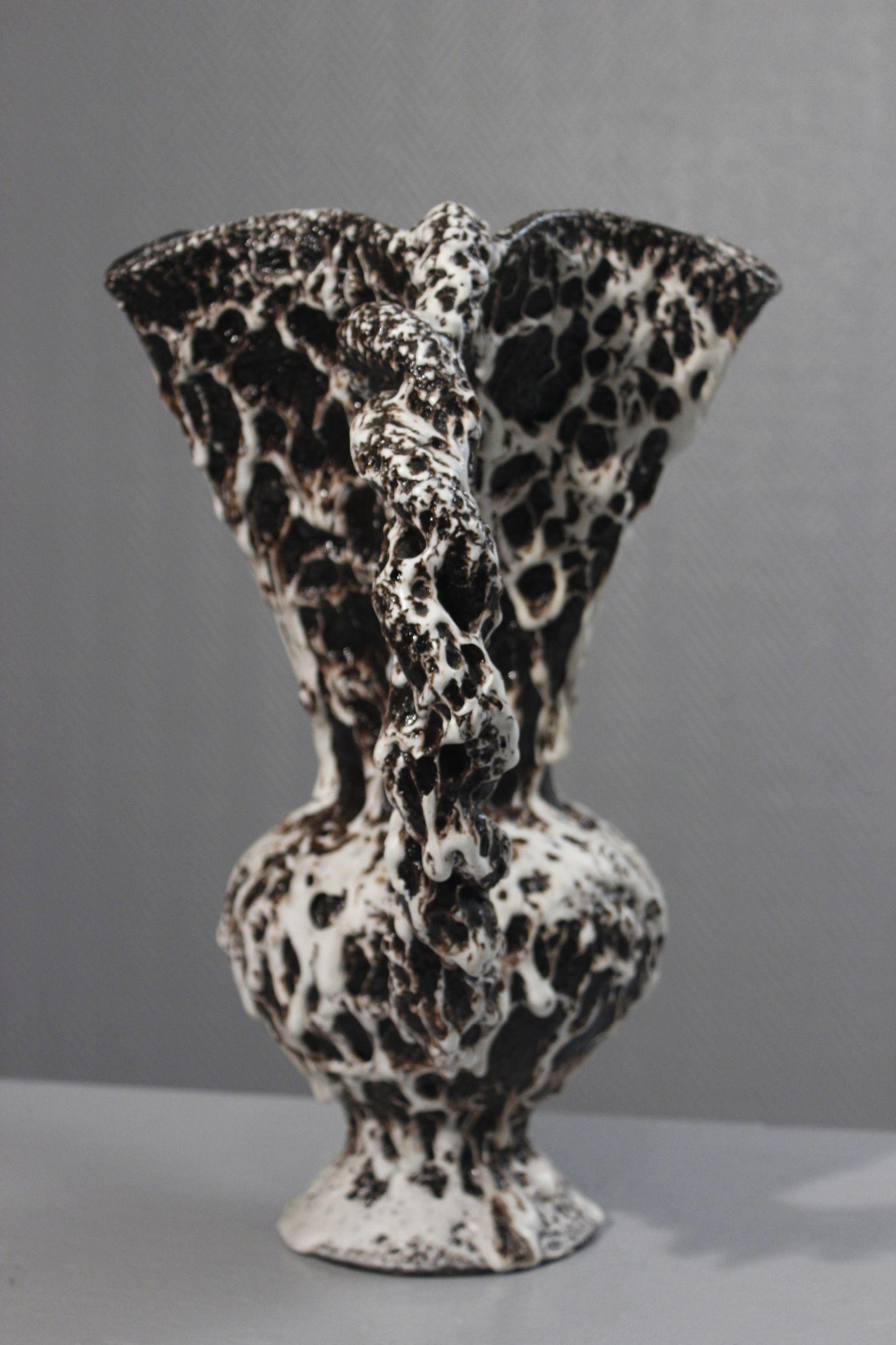 Vase massif en céramique brutaliste de Marius Giuge, Vallauris France Années 1950 en vente 2