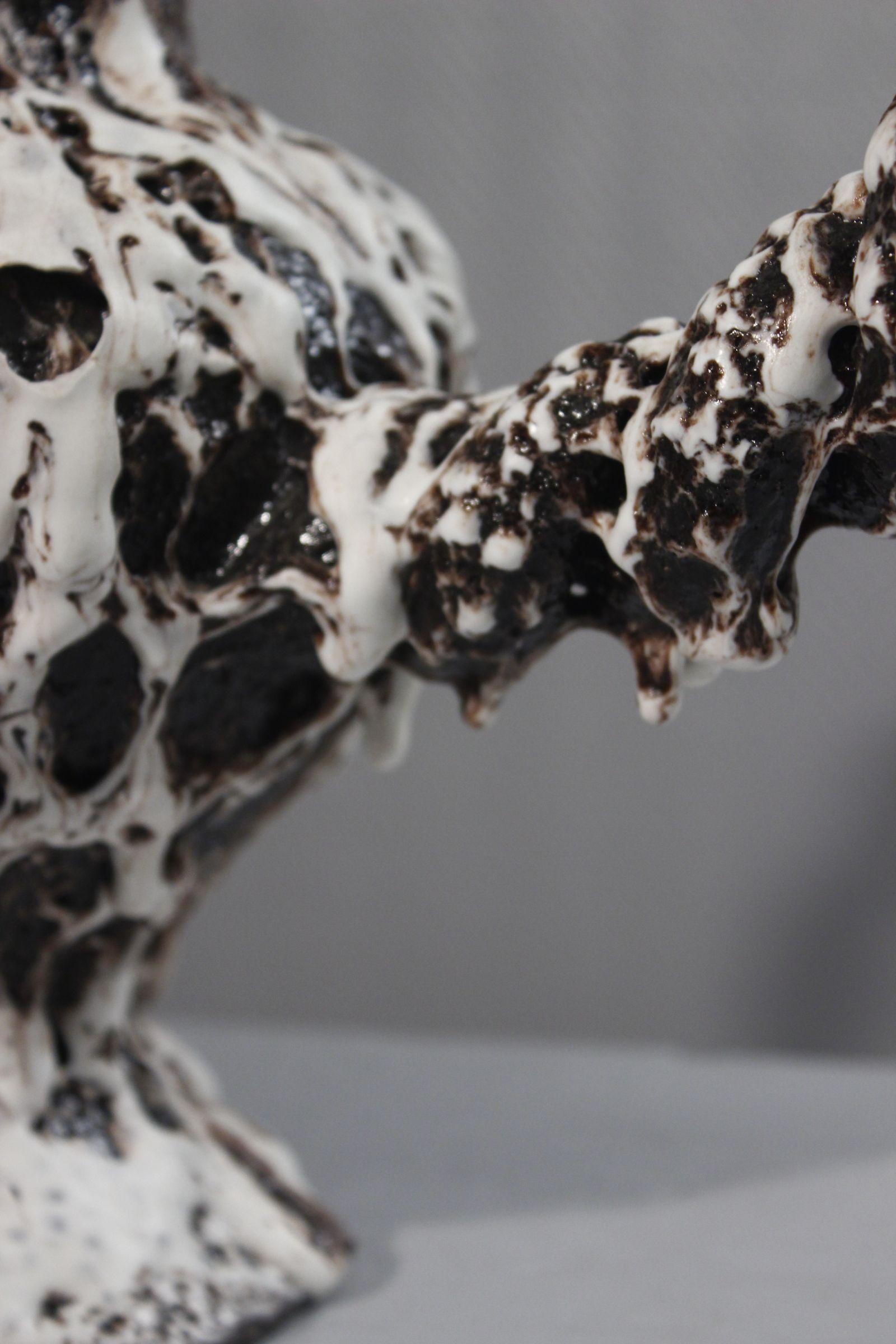 Céramique Vase massif en céramique brutaliste de Marius Giuge, Vallauris France Années 1950 en vente