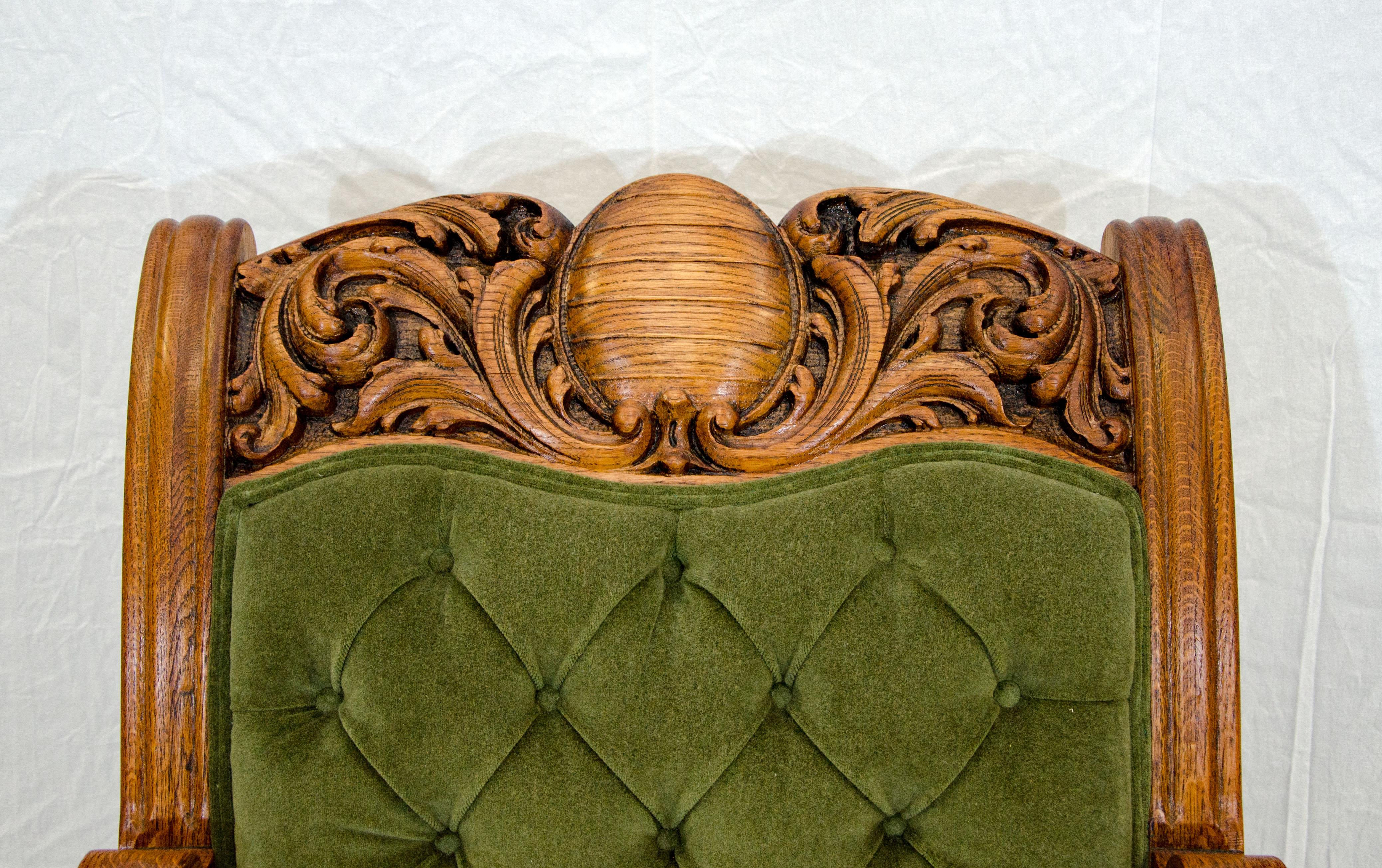 Massive Carved Oak Victorian Armchair / Gentleman's Chair 2