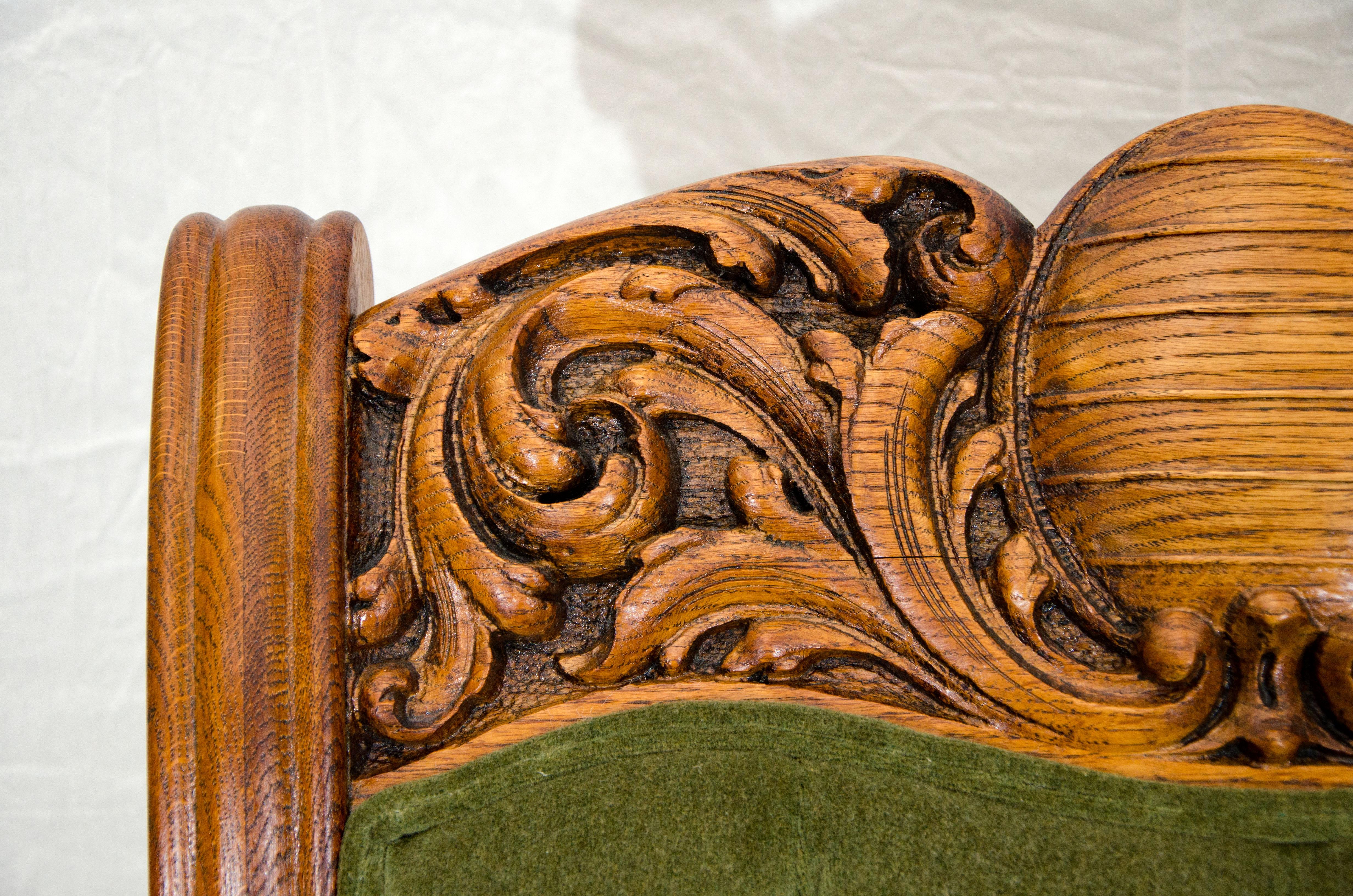 Massive Carved Oak Victorian Armchair / Gentleman's Chair 3