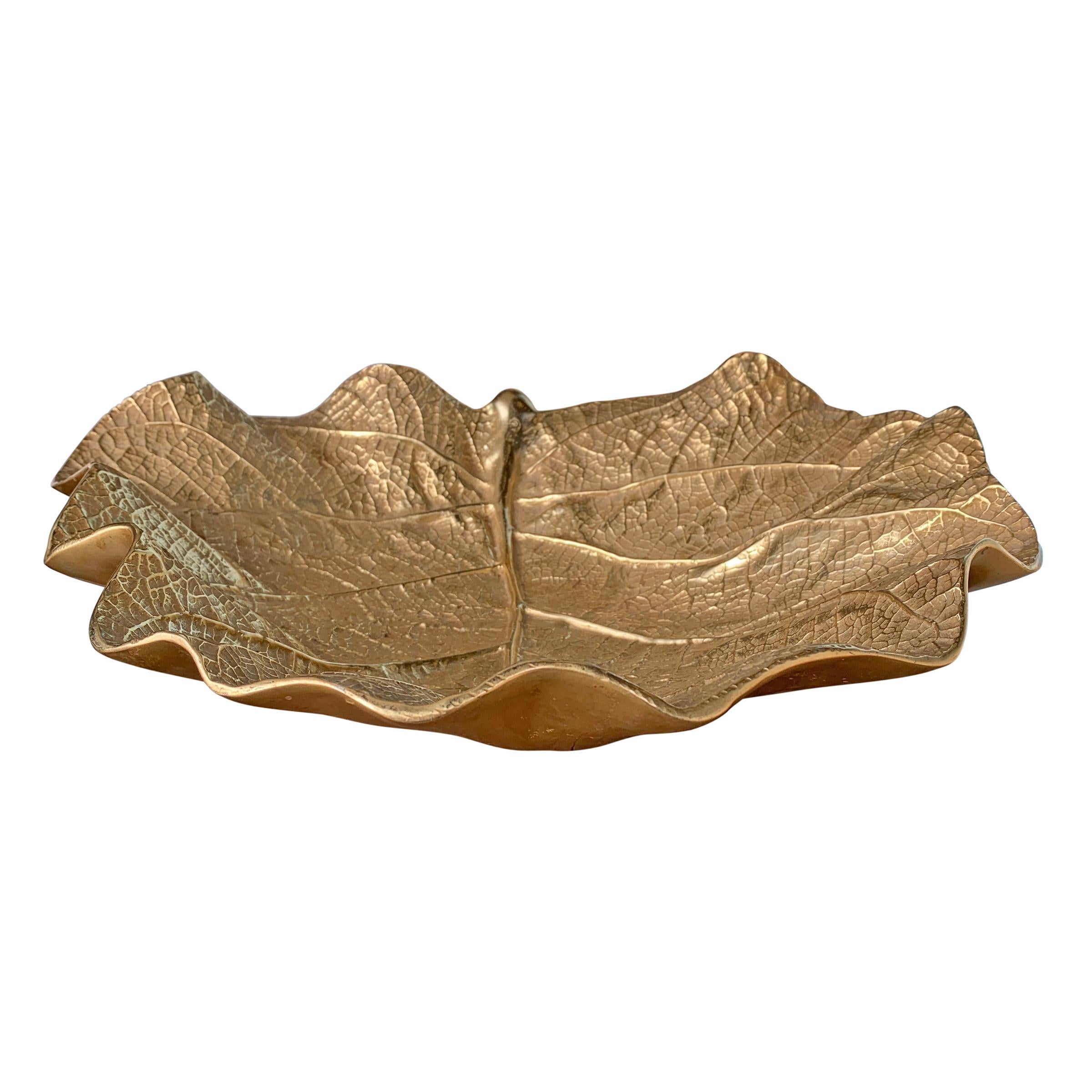 American Massive Cast Brass Fiddle Leaf Fig Leaf Dish For Sale