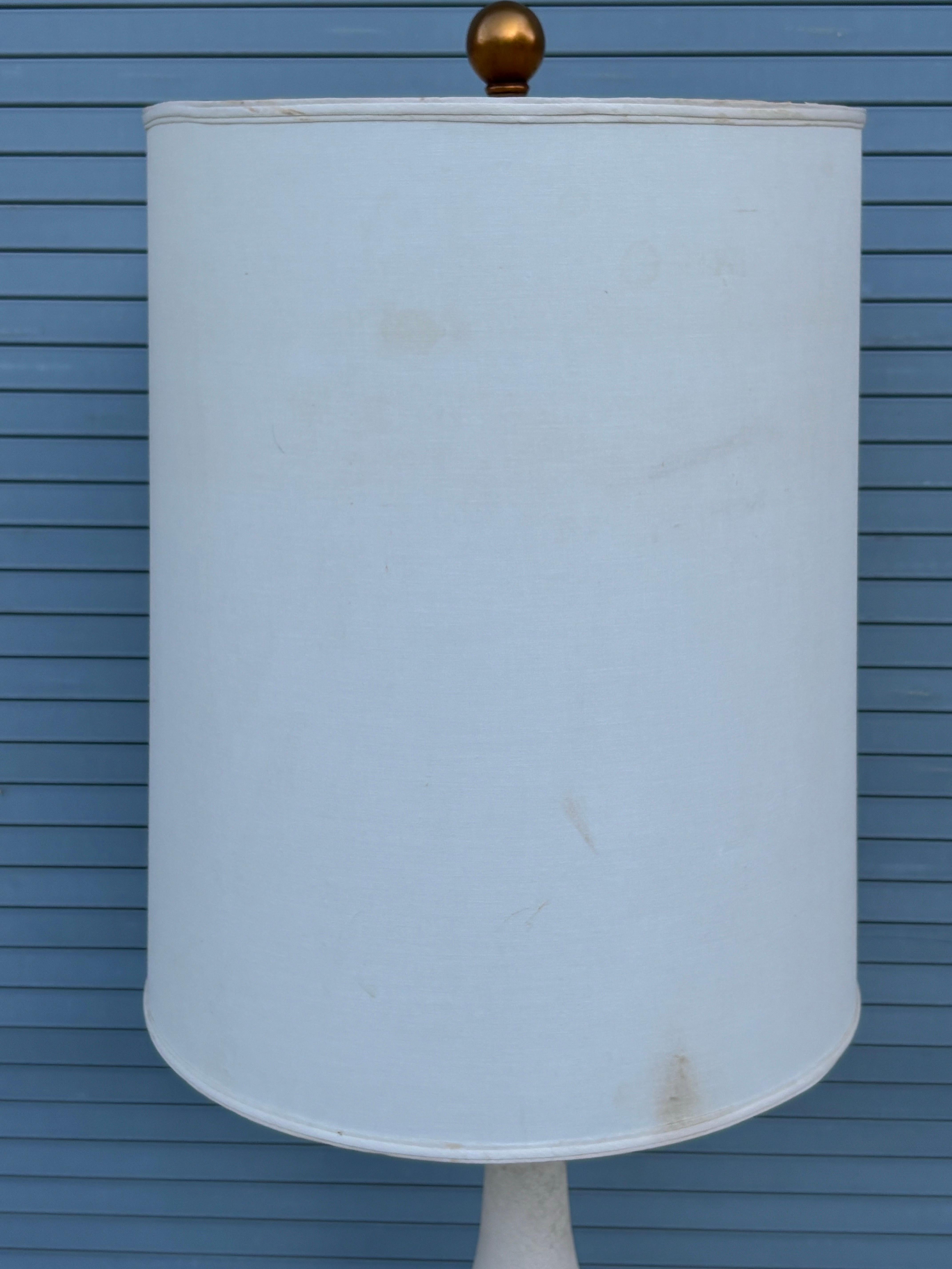 Ceramica Lampada Marbro in ceramica massiccia con dipinto un cardo in vendita