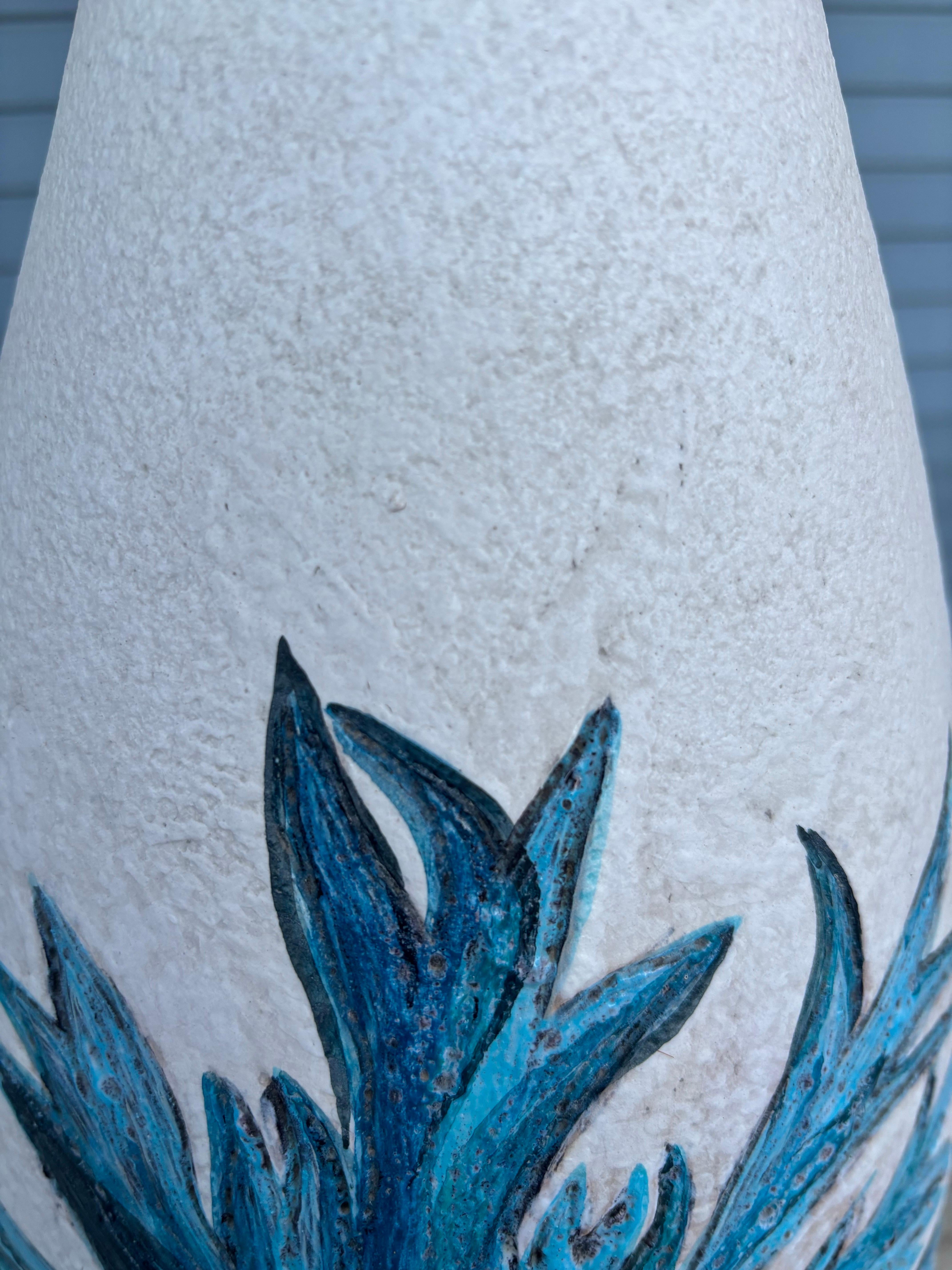 Lampada Marbro in ceramica massiccia con dipinto un cardo in vendita 2