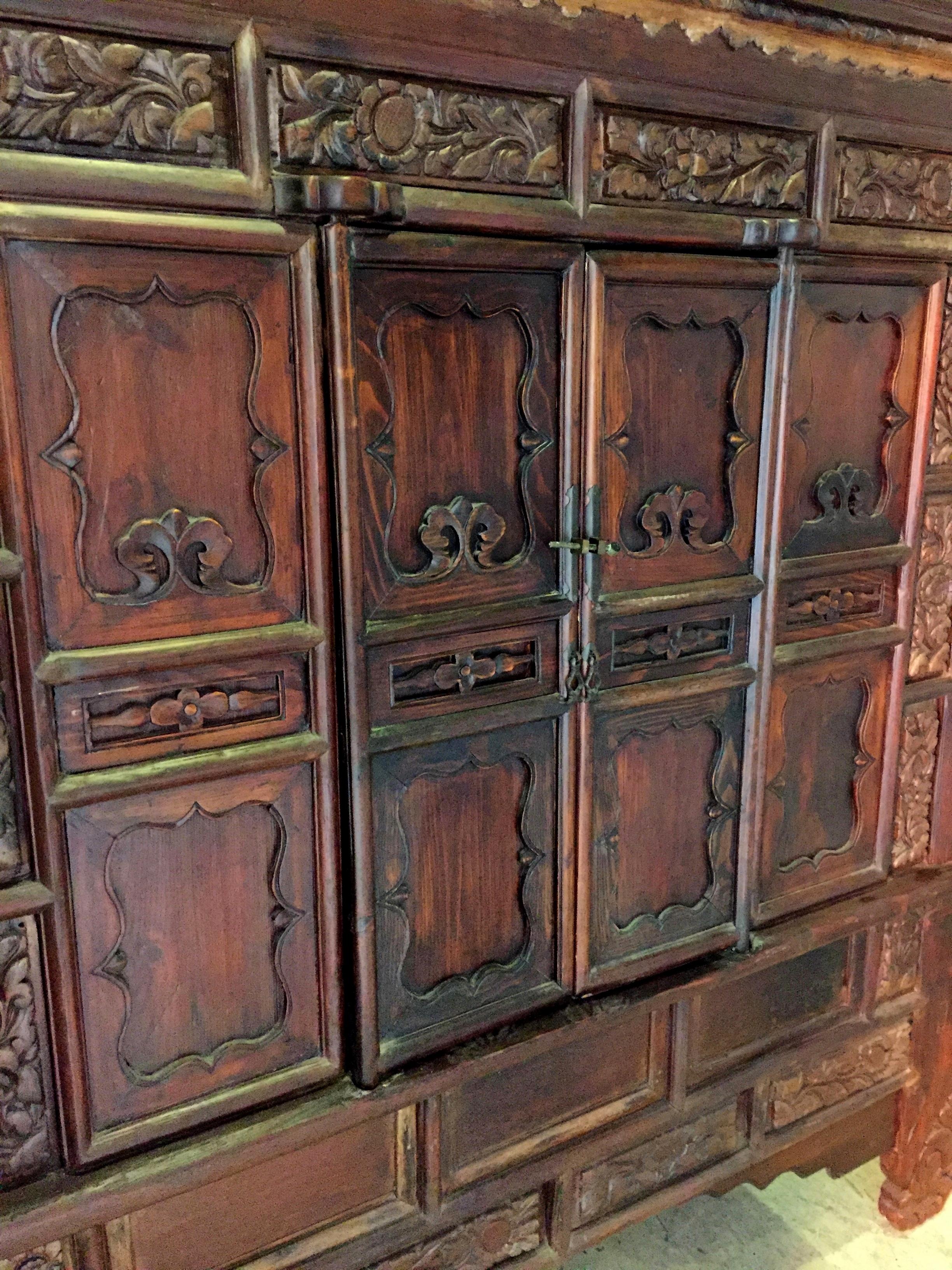 Chinese Antique General's Armoire  For Sale 3