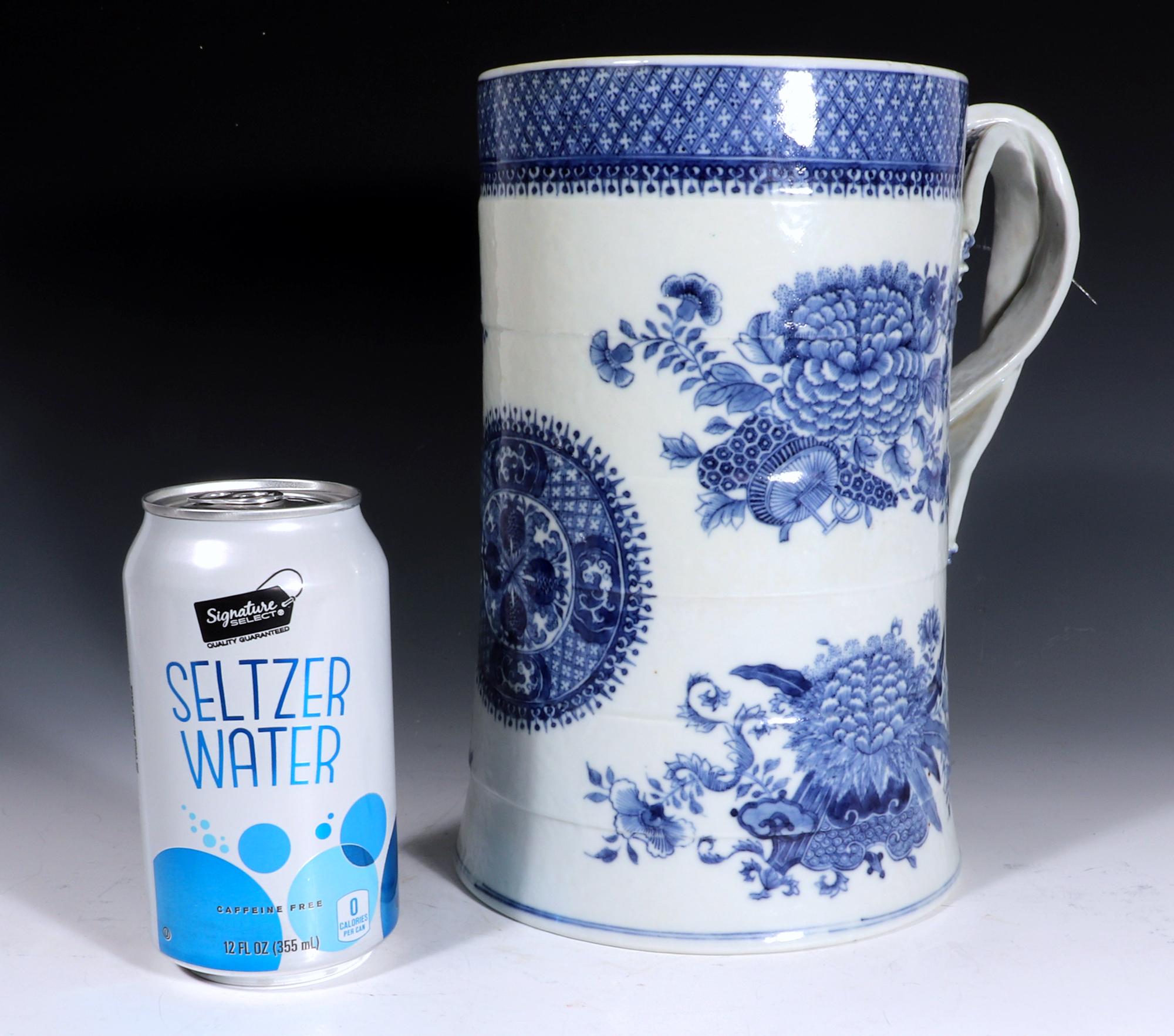 Massive Chinese Export Porcelain Blue & White Fitzhugh Toasting Tankard 1