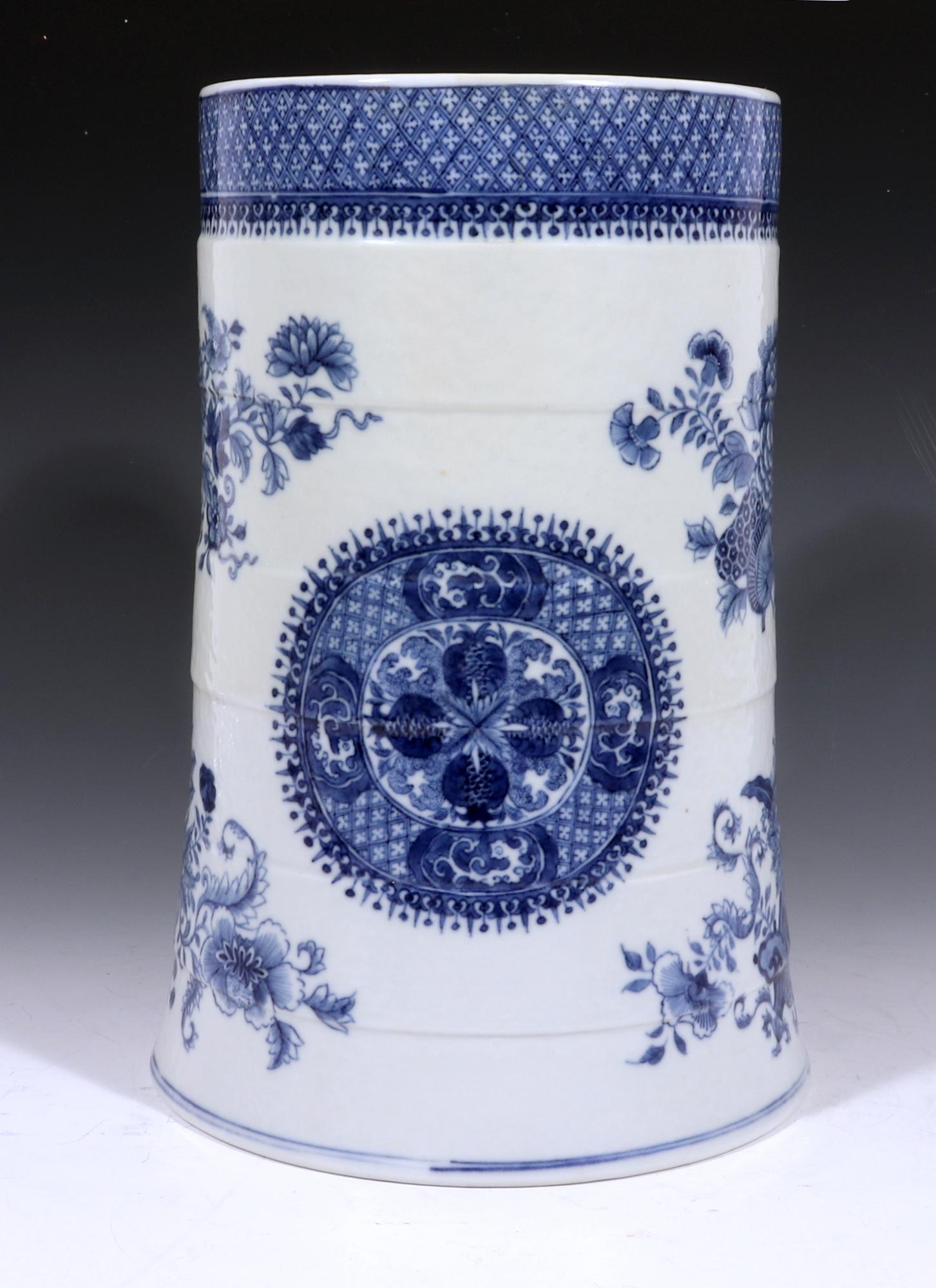 Massive Chinese Export Porcelain Blue & White Fitzhugh Toasting Tankard 2