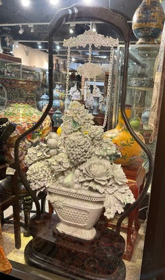 Talla masiva de cesta de flores de jade chino