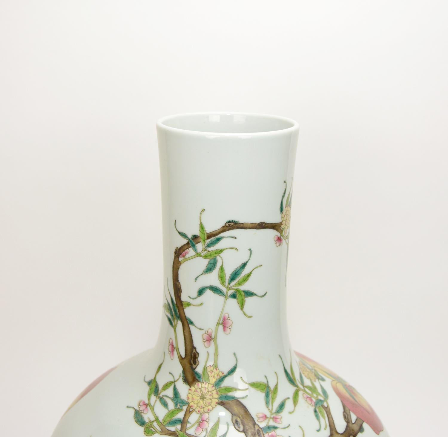 Massive Chinese Qing Style Famille Rose Longevity Peach Globular Porcelain Vase For Sale 1