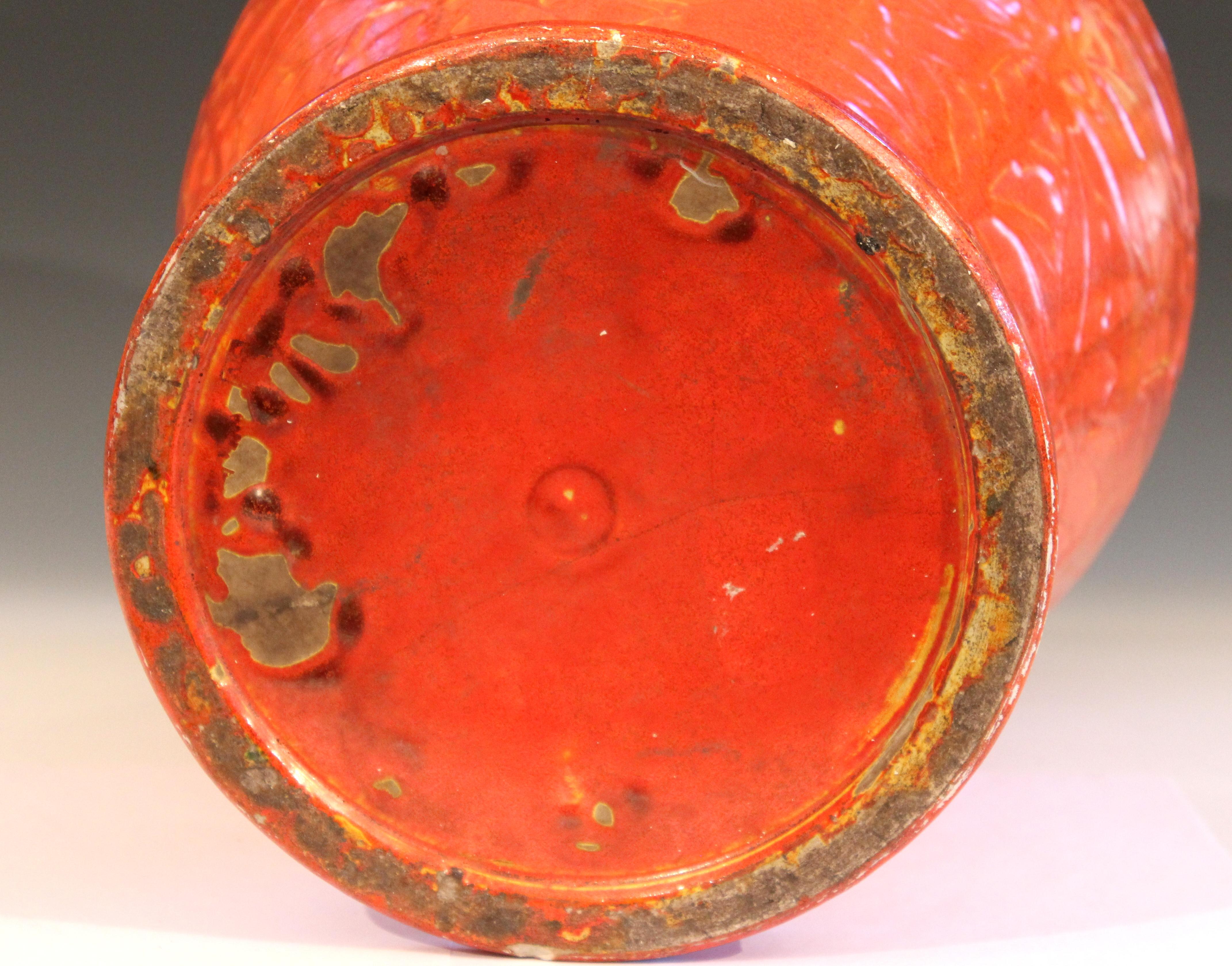 Tourné Massive vase chromé orange en poterie Awaji Art Déco Chrysanthème en vente