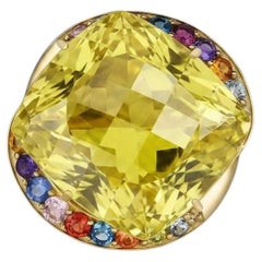 Anello con citrino massiccio e gemme colorate in oro 14 kt.