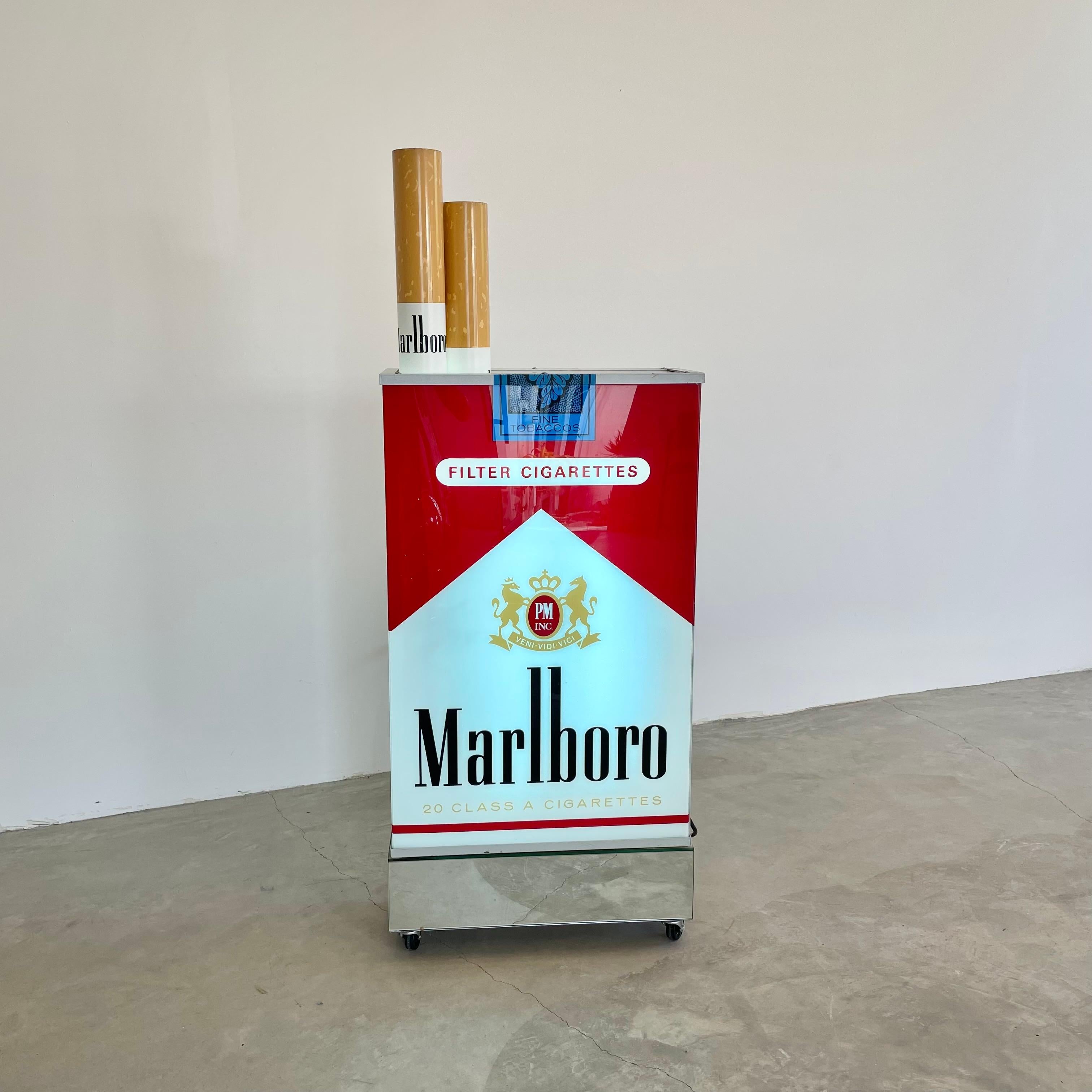 Massive Double Sided Vintage Marlboro Light Up Cigarette Pack, 1980s, USA In Good Condition In Los Angeles, CA