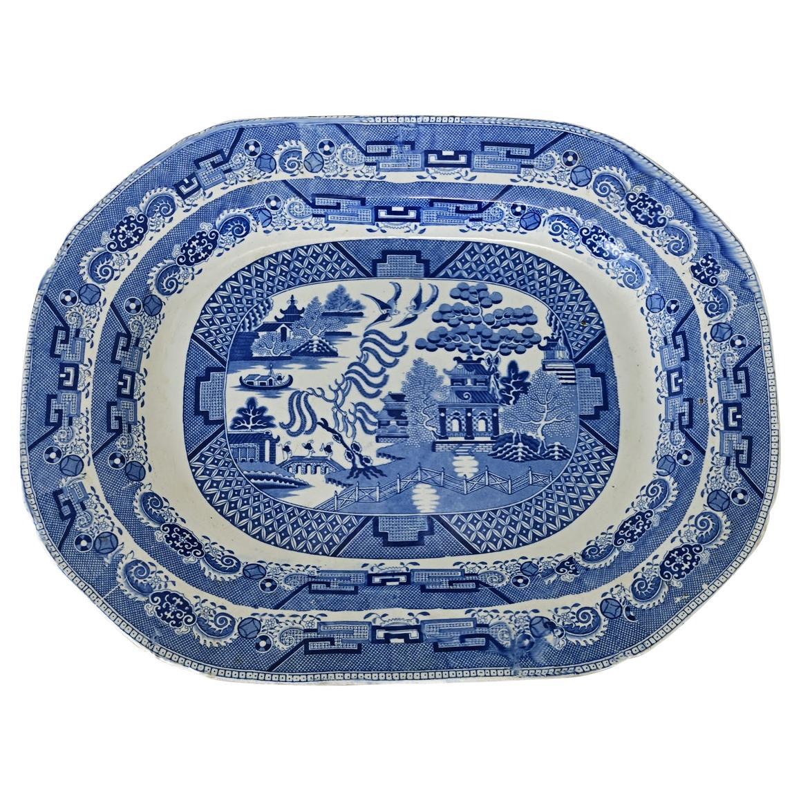 Plato enorme de sauce azul inglés del siglo XIX