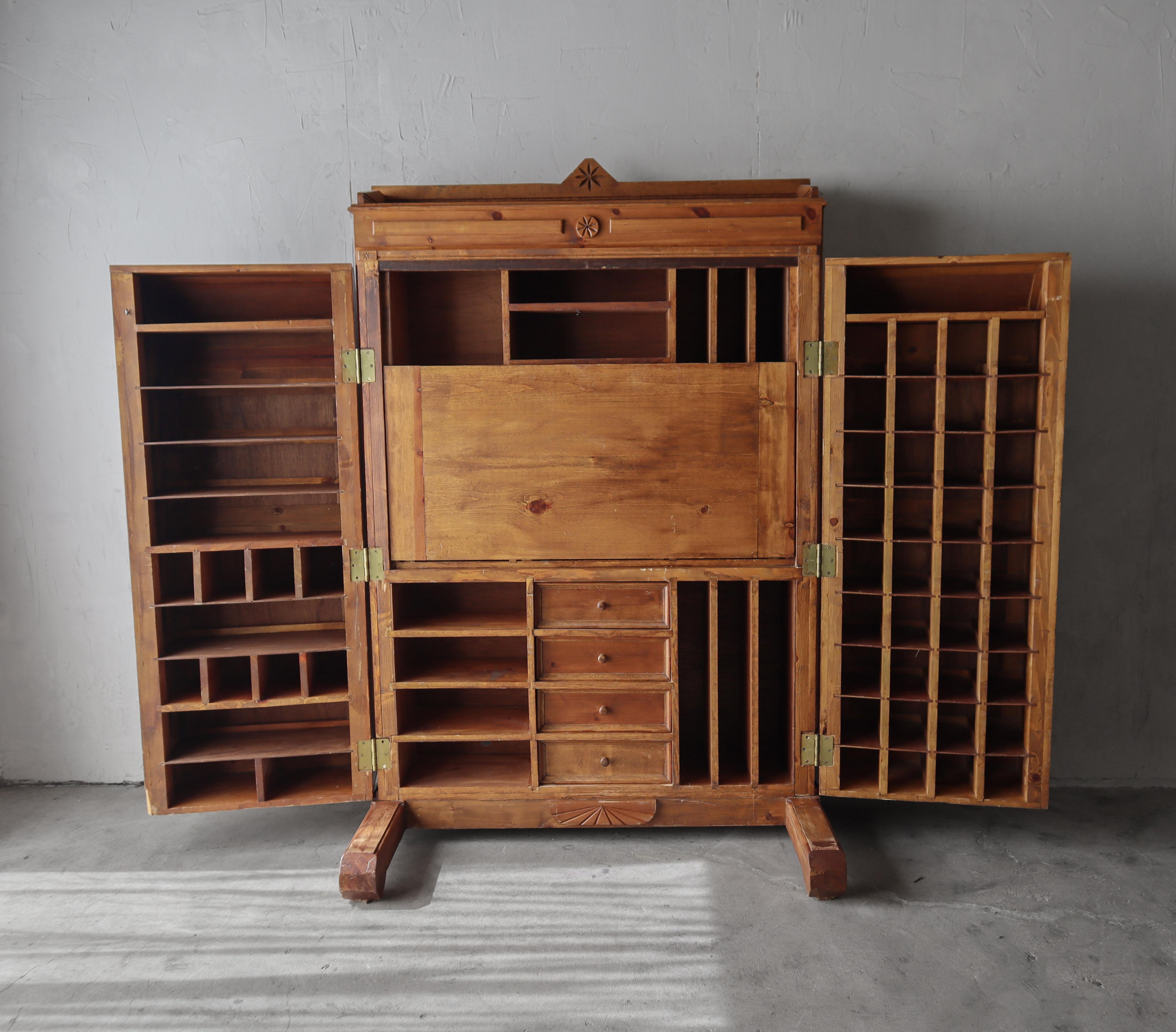 Massive European Antique Wooten Style Case Desk Cabinet In Good Condition For Sale In Las Vegas, NV