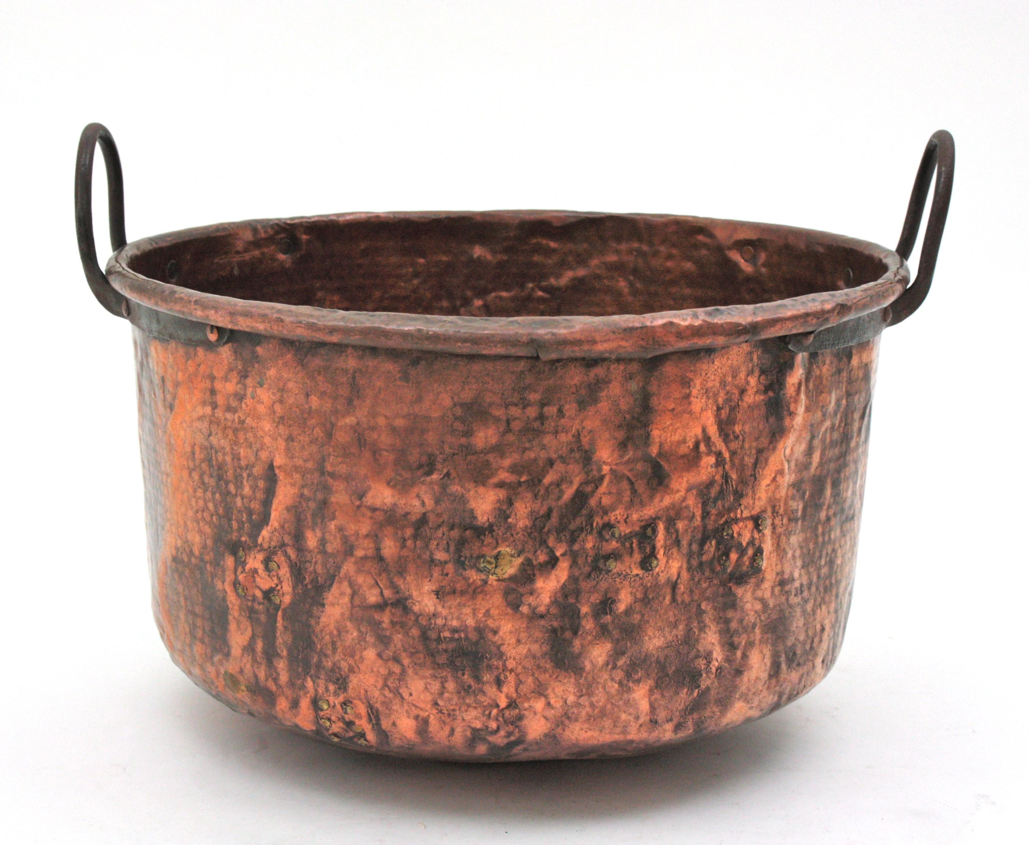 Massive French Copper Cauldron with Iron Handles For Sale 8